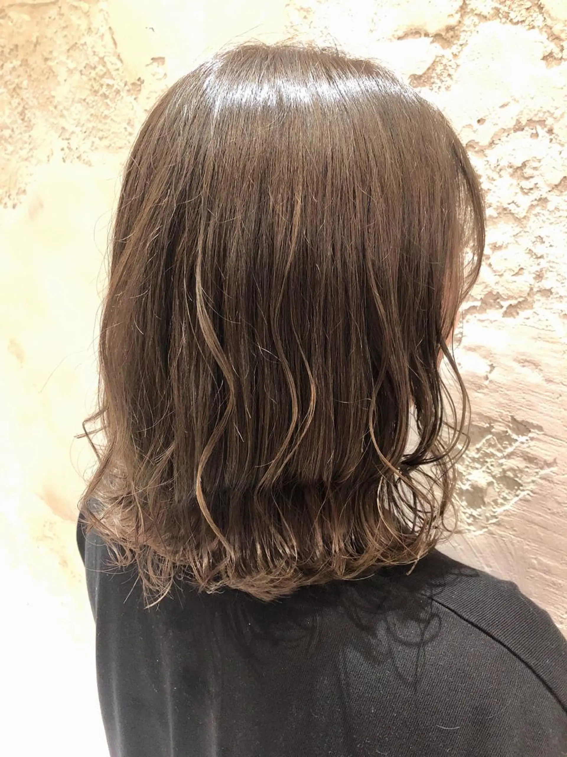ミディアム 切りっぱなしボブ ボブ カット ヘアカラー トリートメント 代表山口ひな 髪質改善のプロのヘアスタイル
