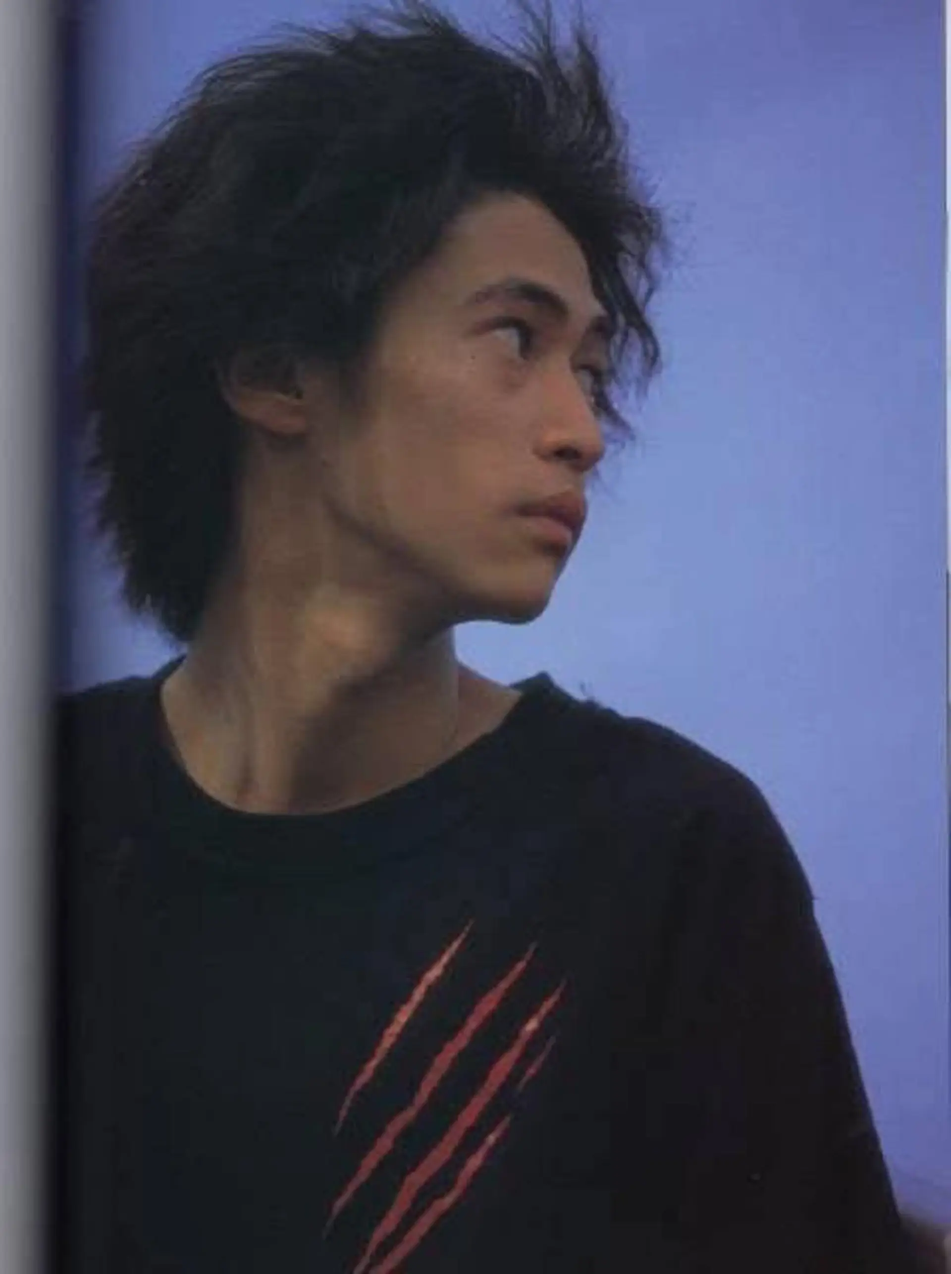 ミディアム カラー パーマ ヘアアレンジ メンズ ミディアムパーマ センターパート マッシュ メンズパーマ プードルパーマ ショートヘア原宿 fifth コシのヘアスタイル