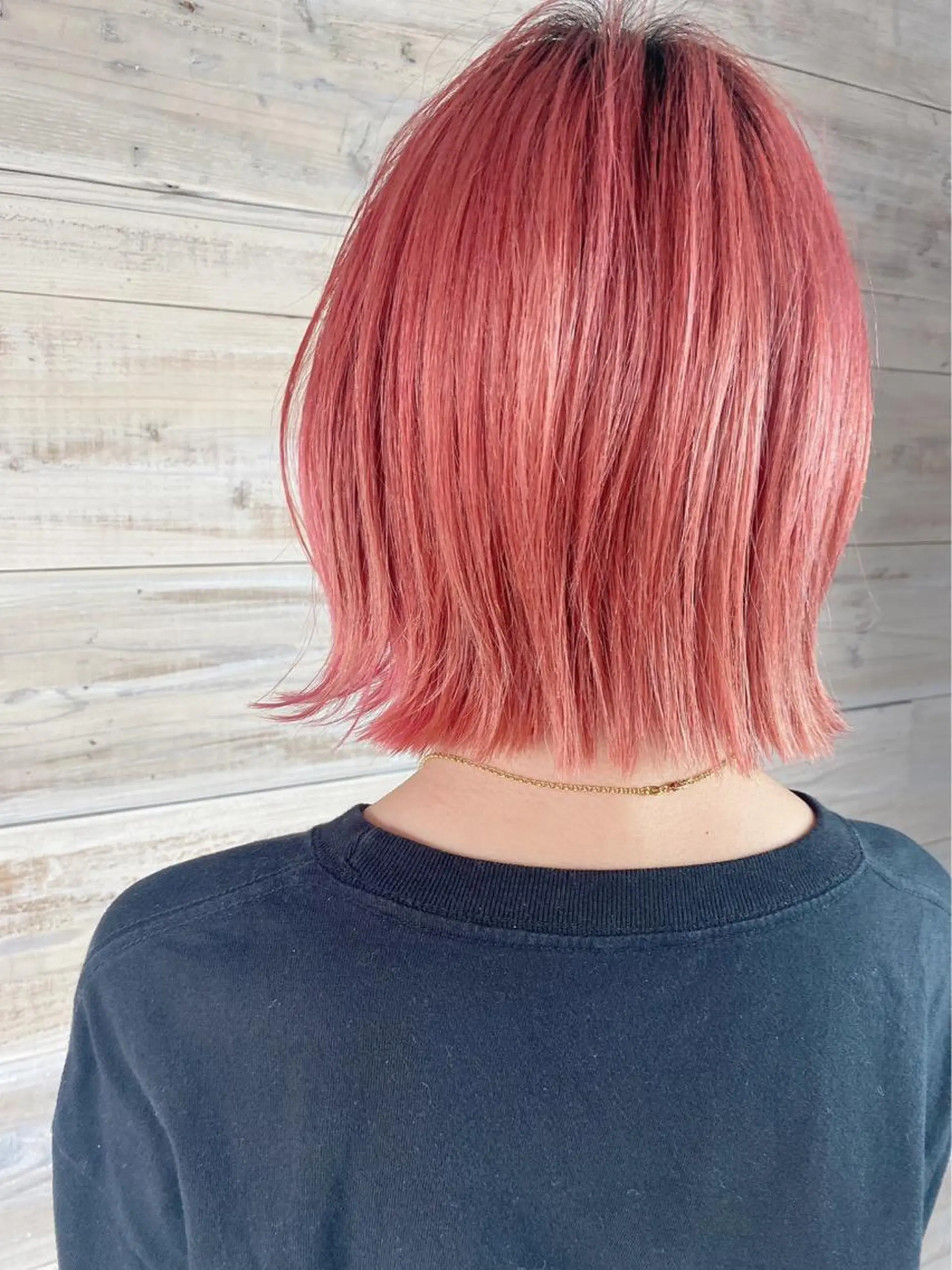 ショート カラー 黒木 栞のヘアスタイル