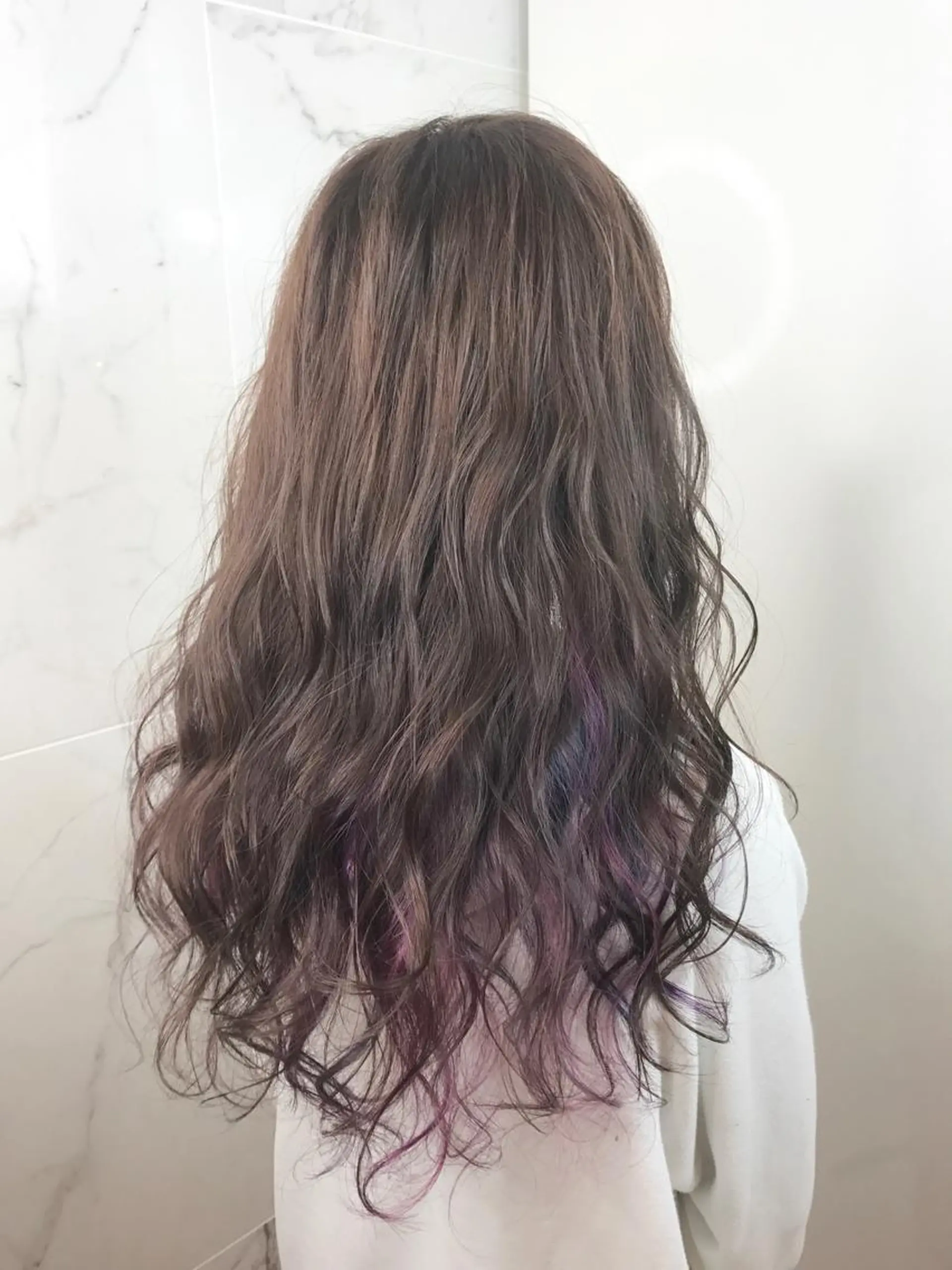 ロング カラー ヘアアレンジ アッシュ ブルーカラー ラベンダーカラー ラベンダーアッシュ ピンクカラー カット ヘアカラー トリートメント 今井 由佳のヘアスタイル