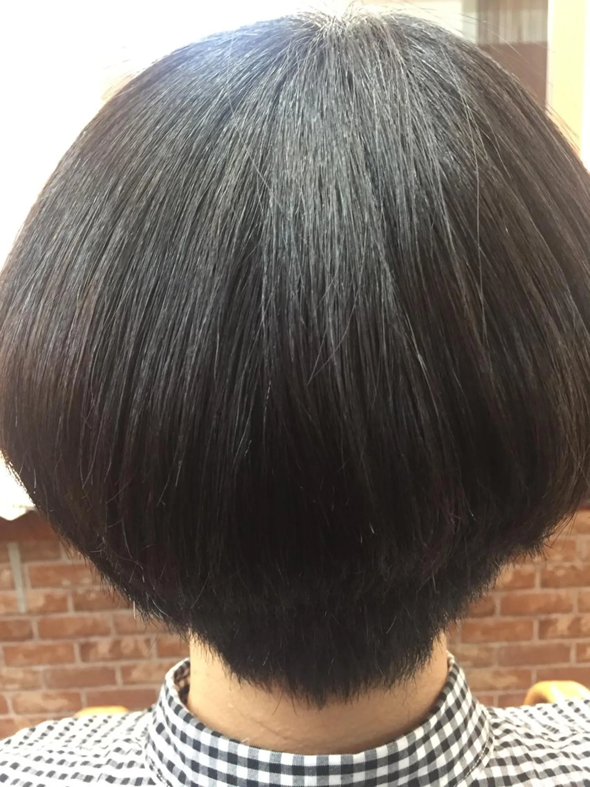 ショート カラー 桧山 真のヘアスタイル