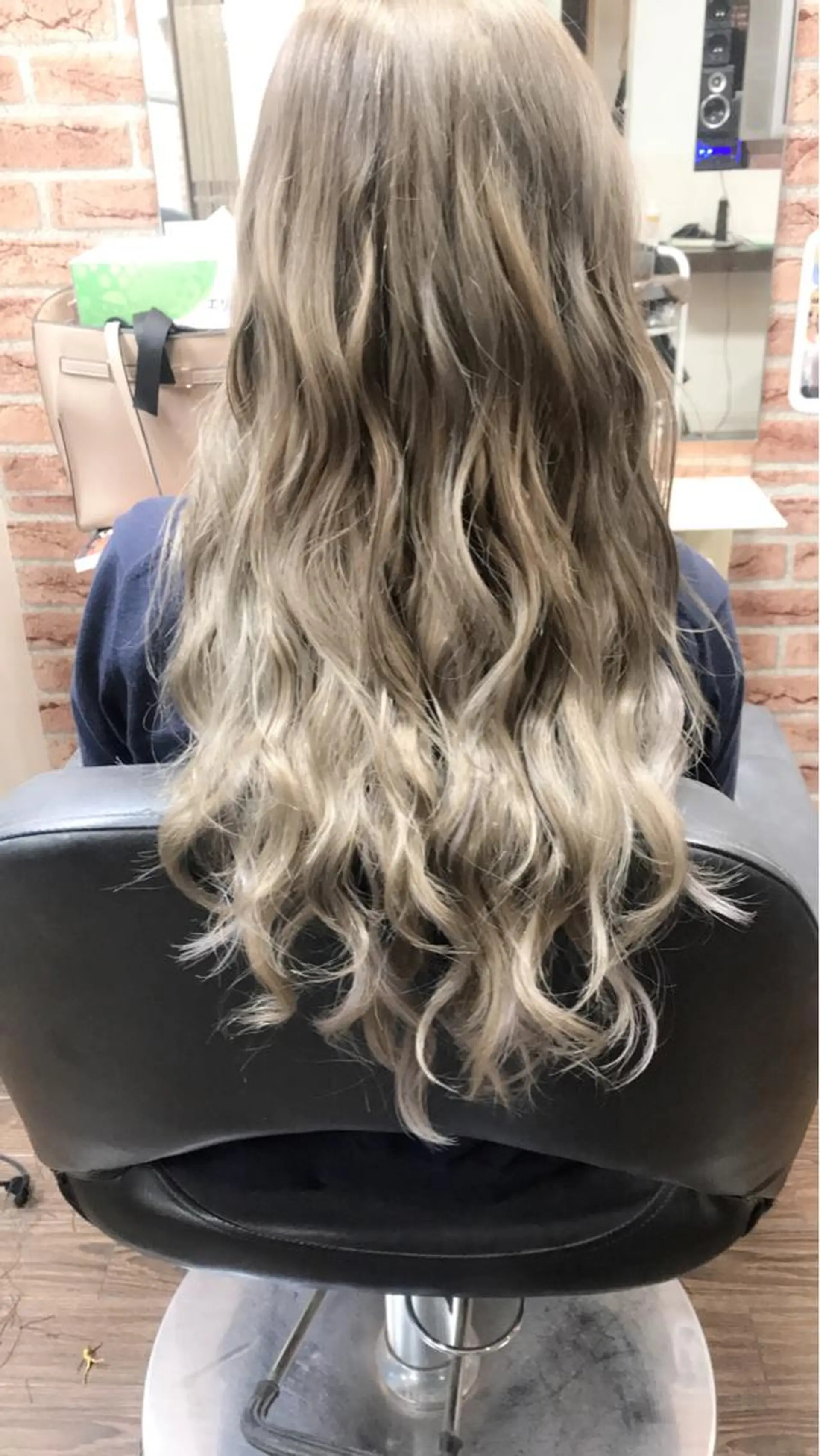 ロング エクステ 家田 竜のヘアスタイル