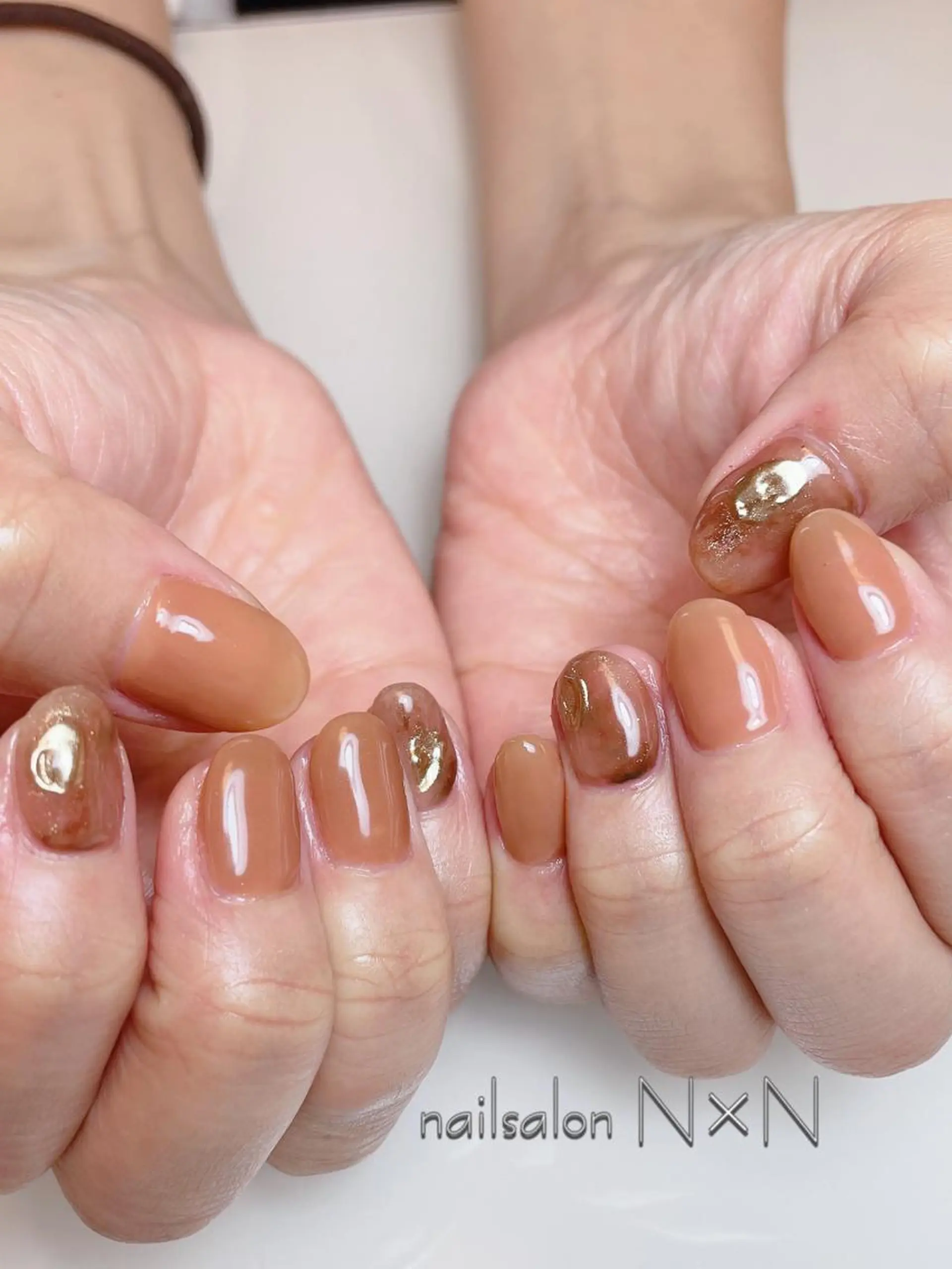 ネイル ブラウン ジェルネイル ミラーネイル 持ち込み ニュアンスネイル nail salon N×Nのネイルデザイン