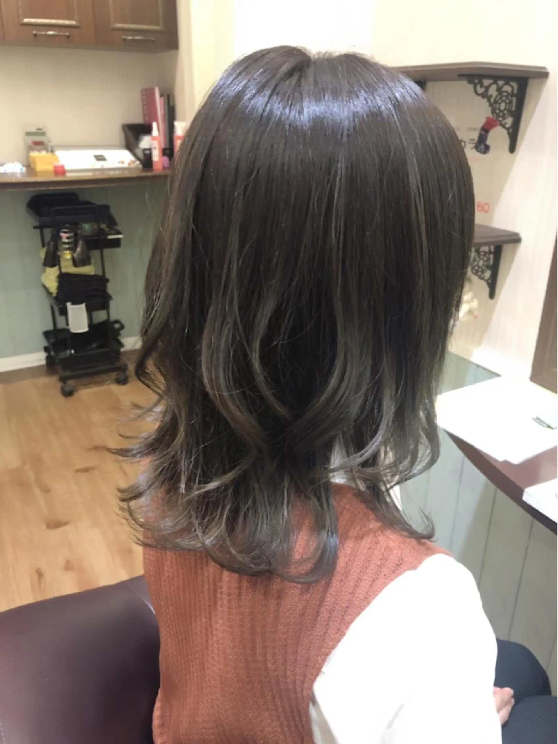 ミディアム カラー ビーズアモール 豊田店のヘアスタイル