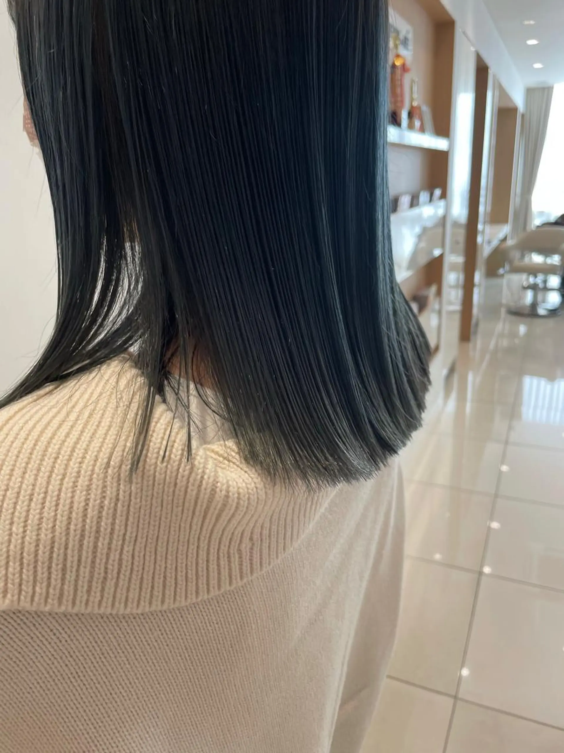 ミディアム カット ヘアカラー トリートメント 🪴酒井 可南子🪴のヘアスタイル