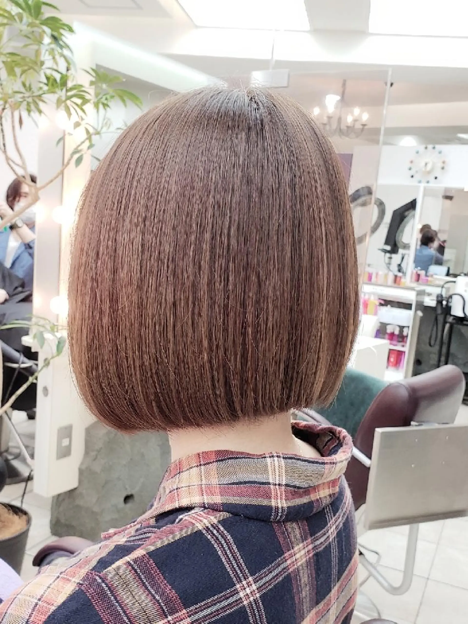 ショート カラー イルミナカラー 髪質改善 似合わせカット 縮毛矯正 トリートメント カット ヘアカラー トリートメント ボブ・ロブ　福田 泰久✂️✨のヘアスタイル