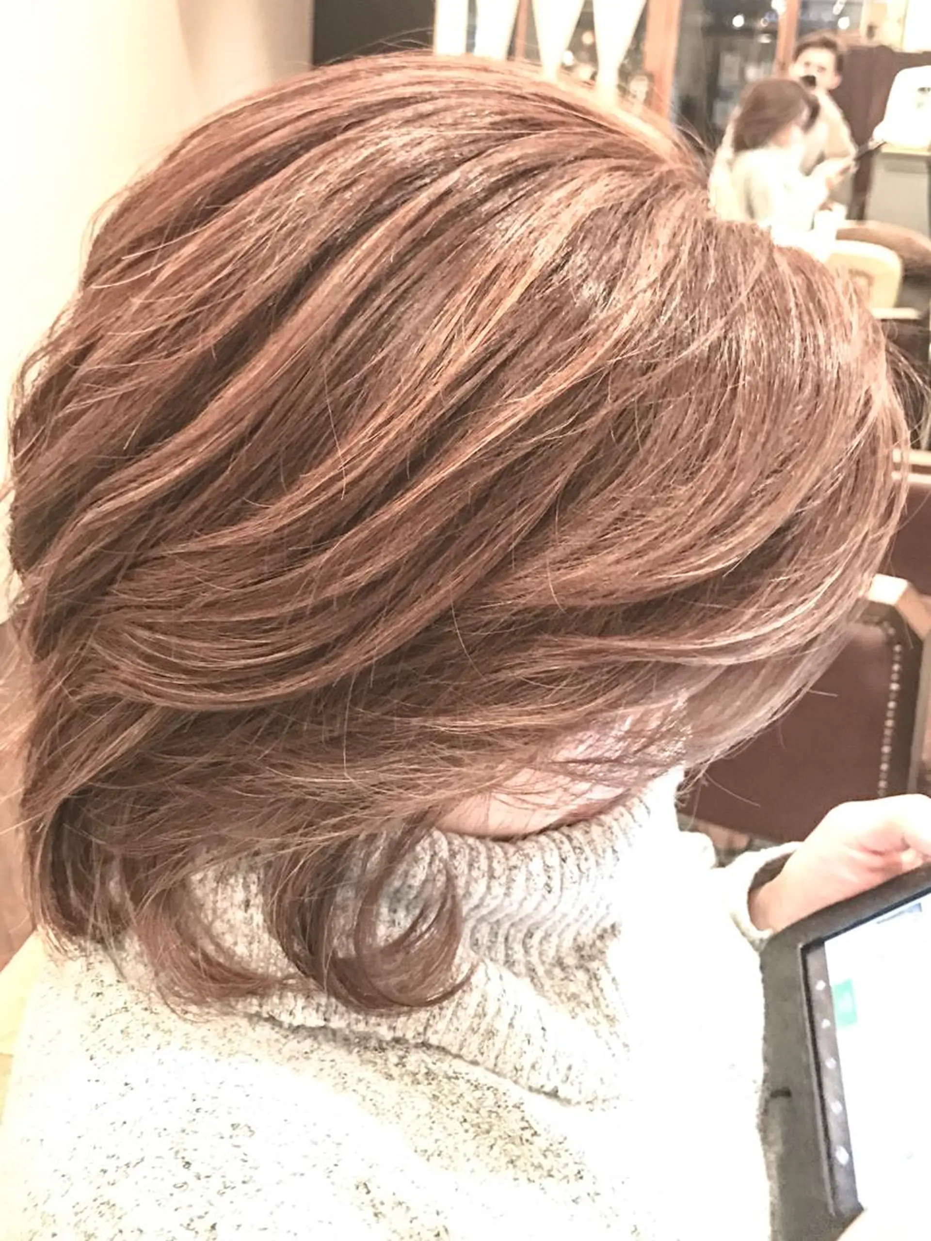 ミディアム カラー アッシュ ハイライトカラー 外国人風カラー ハイライト 小森谷 亮太のヘアスタイル