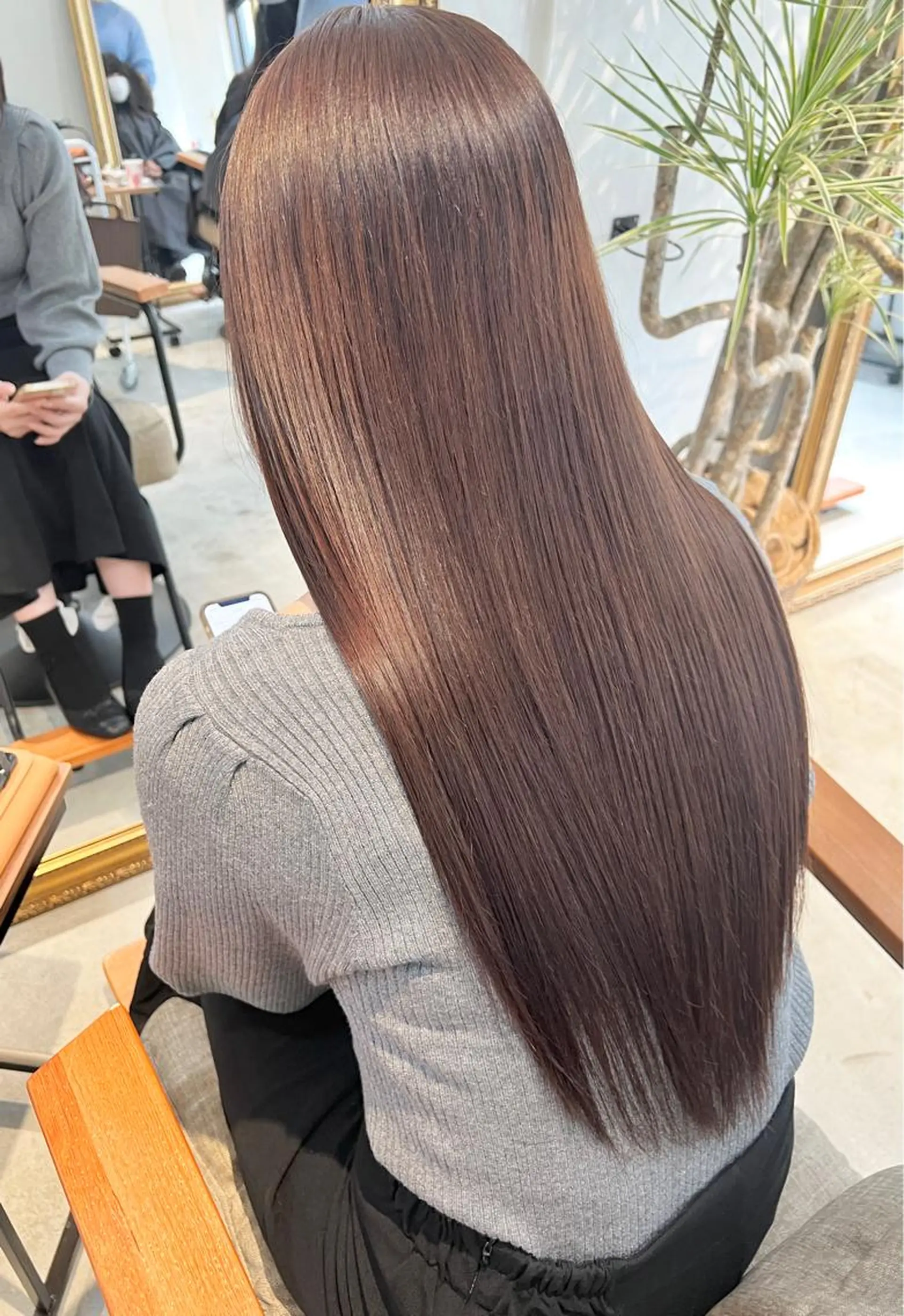 ロング 縮毛矯正 トリートメント 目を惹く艶髪/髪質 改善カラー🤎ぐっちのヘアスタイル