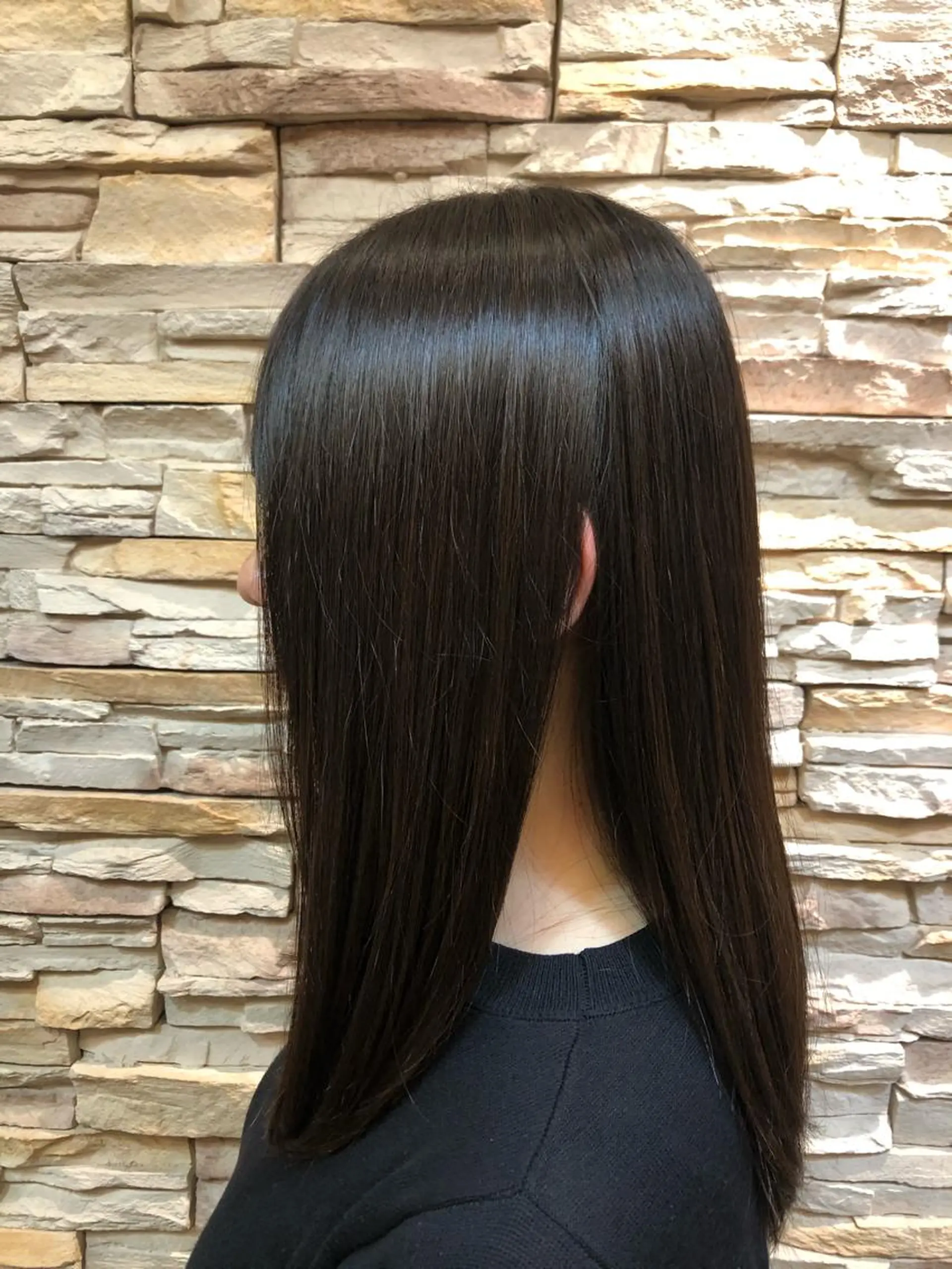 ロング 本多 美羽のヘアスタイル