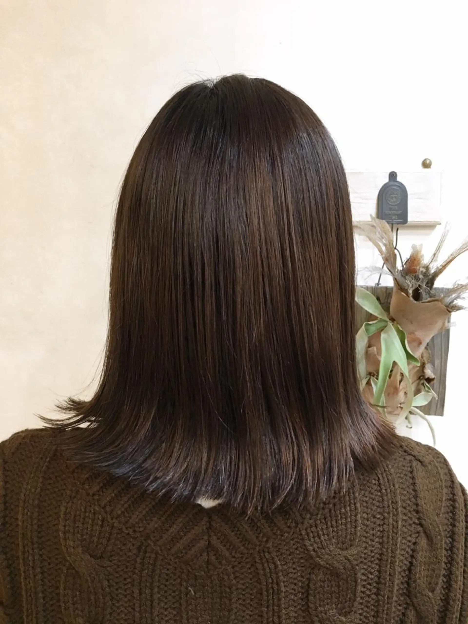 ミディアム ボブ 外ハネヘア 近藤 大介のヘアスタイル