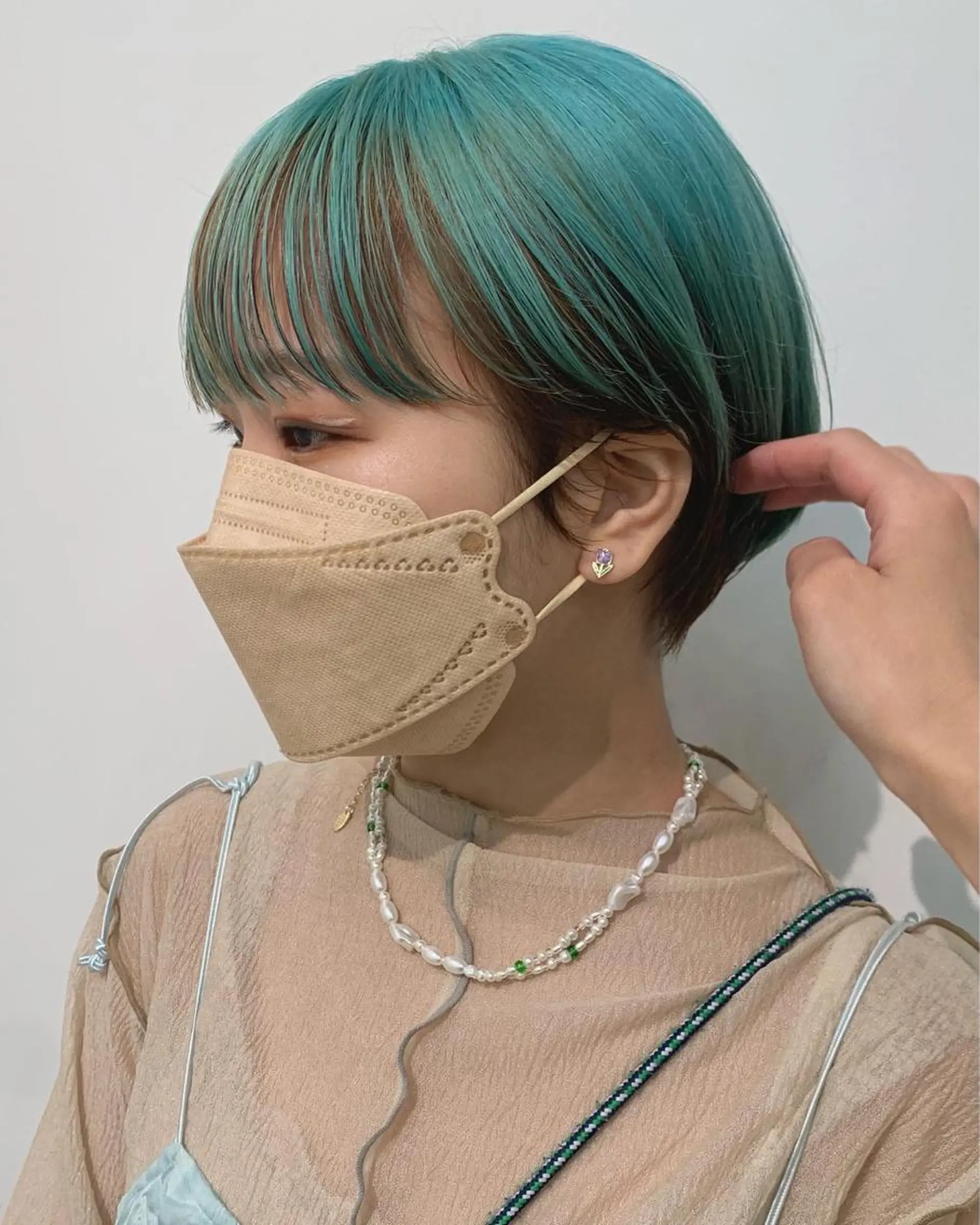 ショート カラー ベージュ/透明感/ 桃子🎀のヘアスタイル