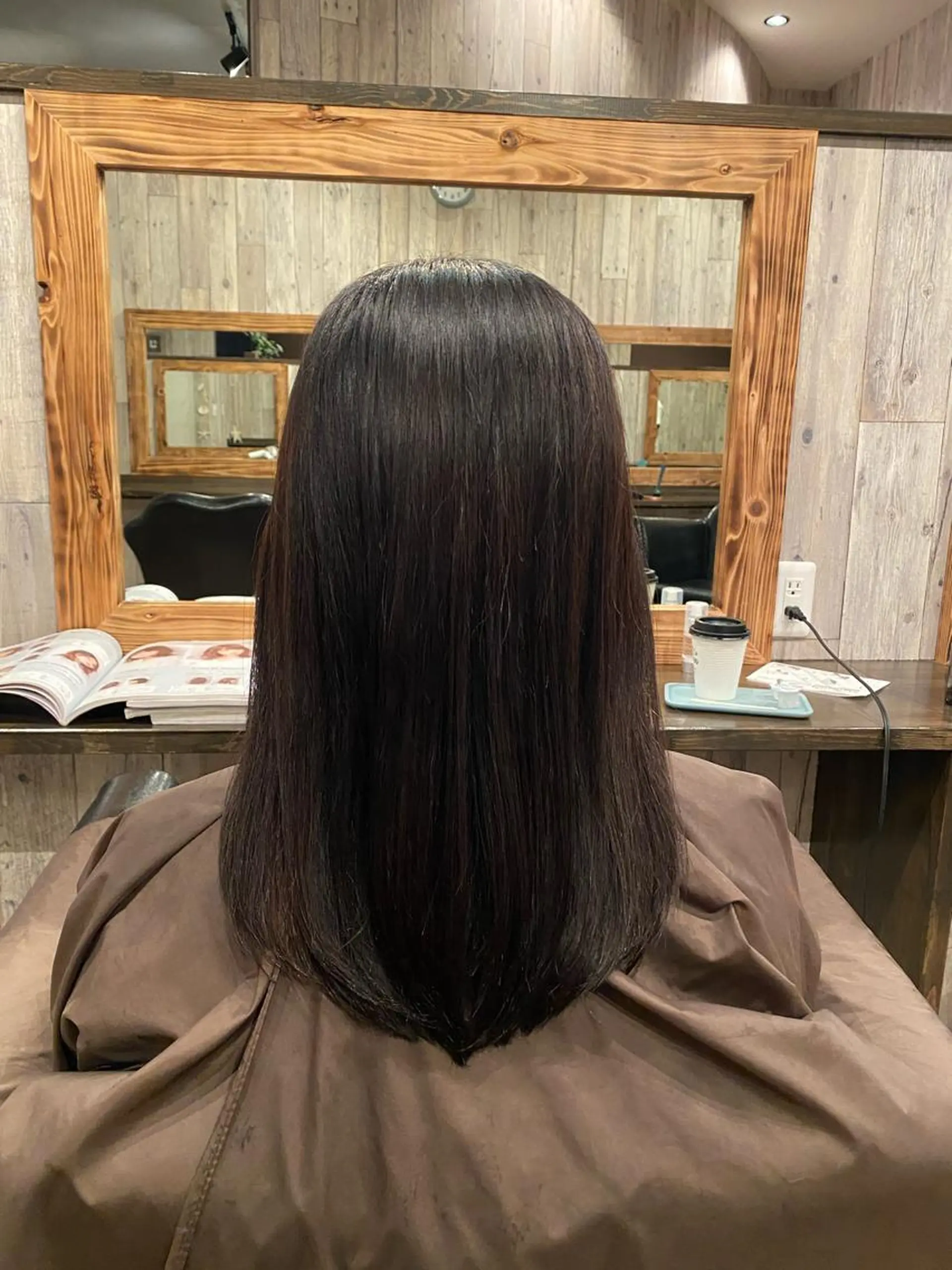 ロング レイヤーカット 奥村 奈々加のヘアスタイル