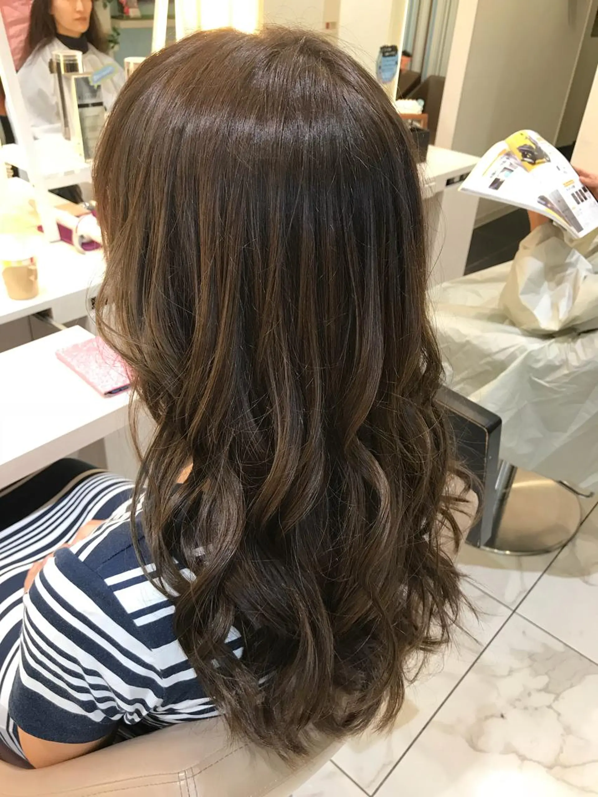 ロング カラー 透明感カラー 清藤 綾のヘアスタイル