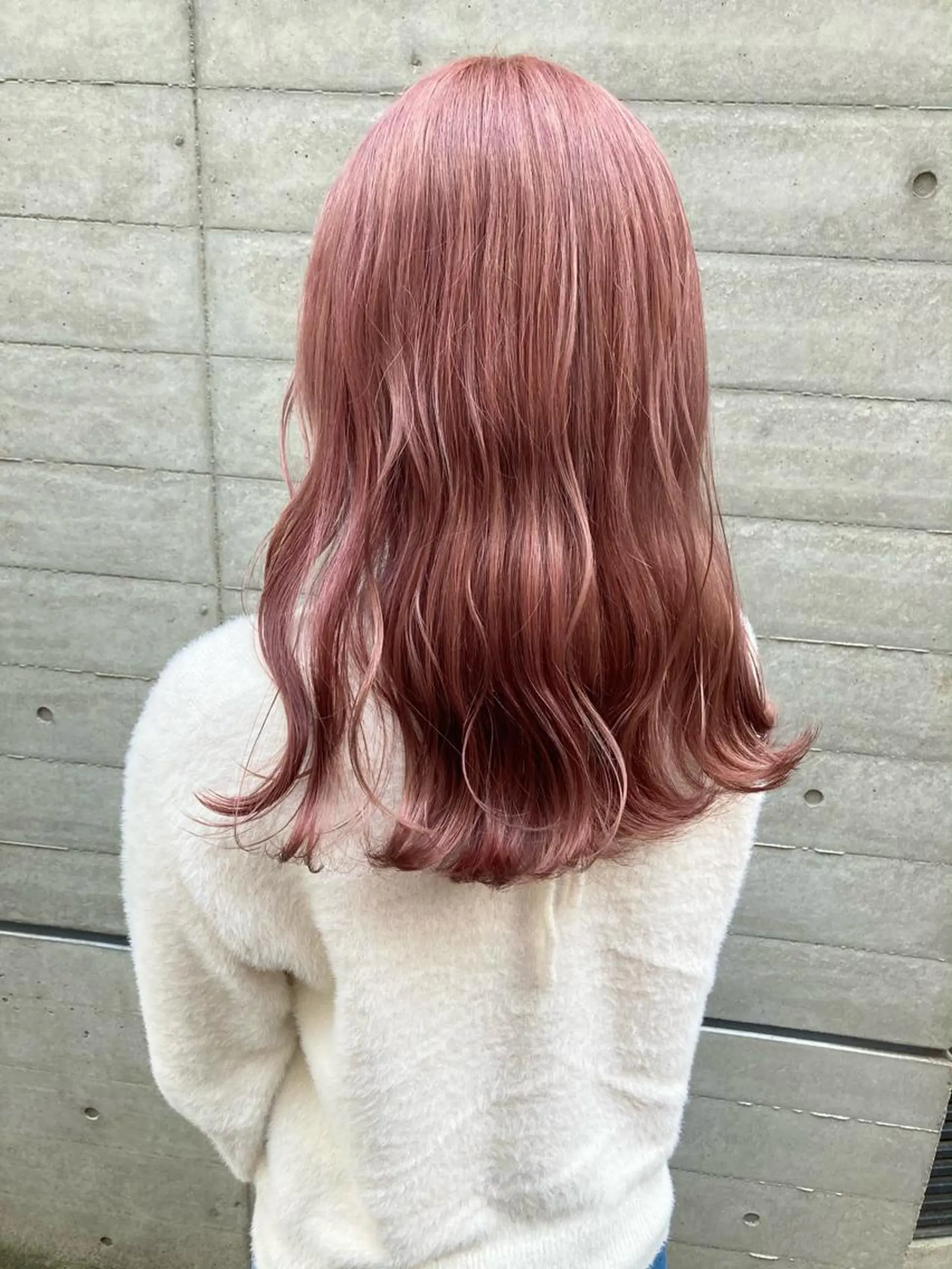 セミロング ✨色持ちの良い艶 カラー✨蟹江真世のヘアスタイル