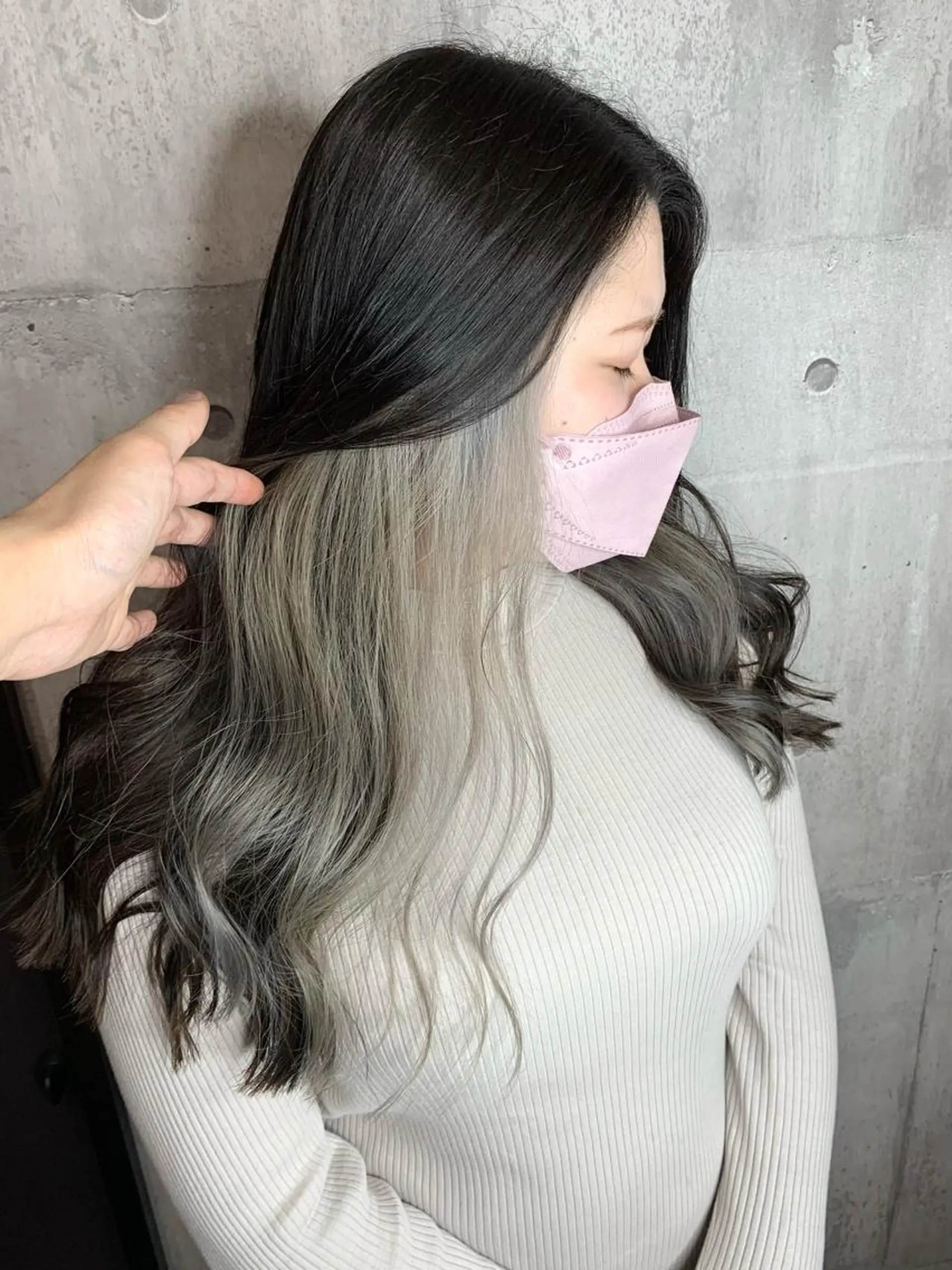 ロング カット ヘアカラー トリートメント Welila by haku所属・Yuuki ウェリラバイハクのヘアスタイル