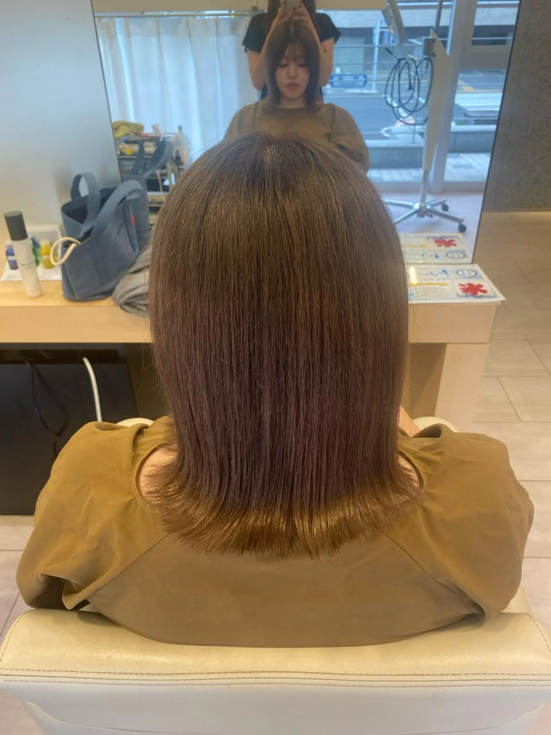 ショート カラー ベージュカラー 武富 果音のヘアスタイル