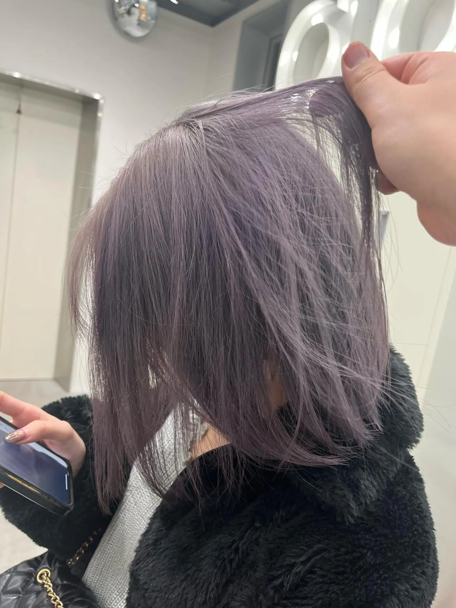 カラー ブリーチ 透明感カラー グレージュ ラベンダーカラー ラベンダーグレージュ dot .tokyo所属・中村 彩夏のヘアスタイル