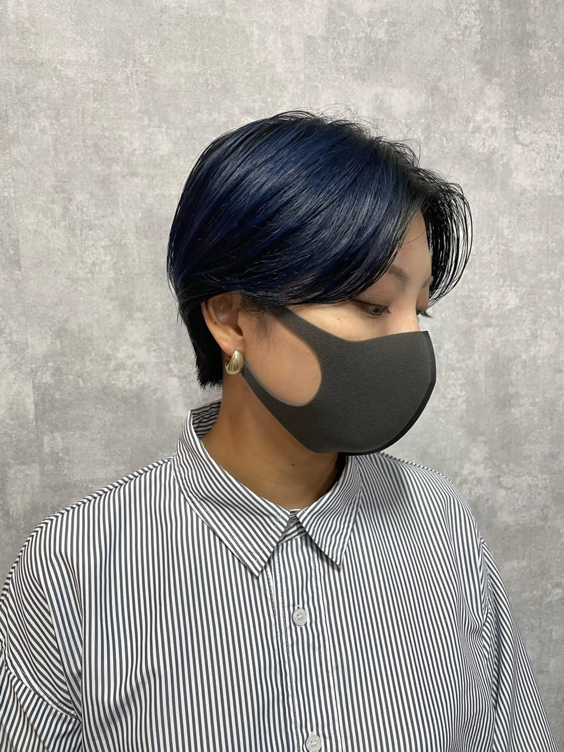 ショート 切りっぱなしボブ ショートボブ ハンサムショート 丸みショート アッシュ カット ヘアカラー トリートメント C’LD hair produce /シールドヘア所属・モテ髪/ボブ/ショー ト/アダチフウトのヘアスタイル