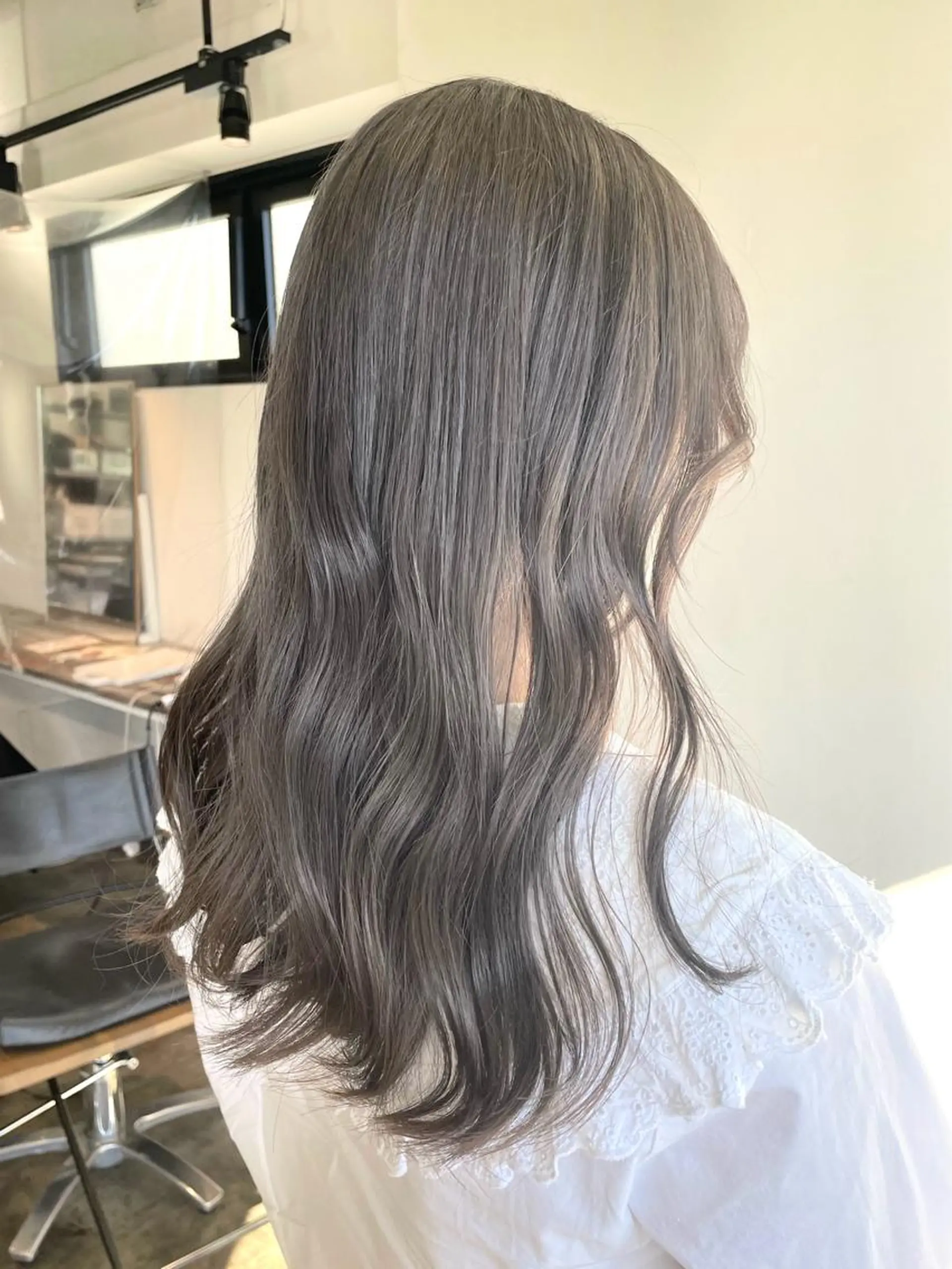 セミロング カラー ベージュカラー ブリーチ ケアブリーチ ダブルカラー グレージュ 暖色カラー🍒 ケアブリーチ/akiのヘアスタイル