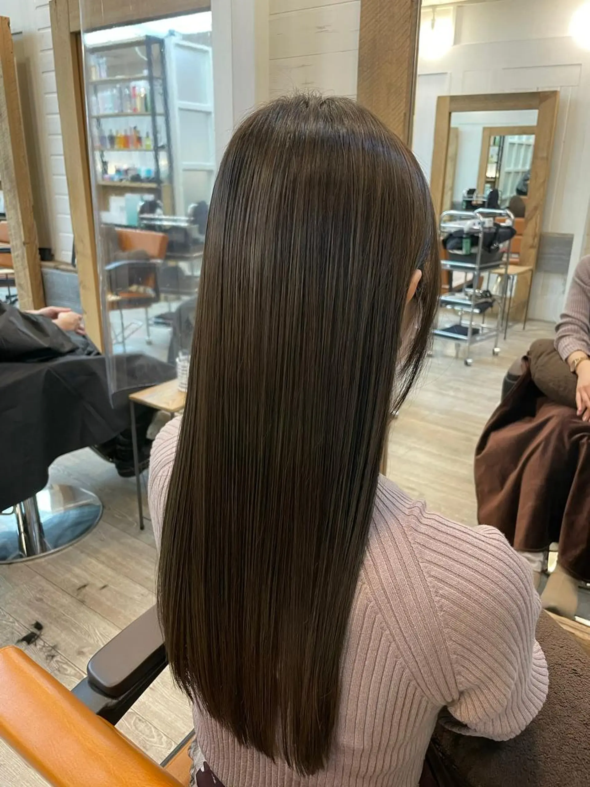 ロング パーマ ボブ 似合わせカット 縮毛矯正 トリートメント 酸性ストレート カット 縮毛矯正 トリートメント N° anfeel 渋谷🪞🫧のヘアスタイル