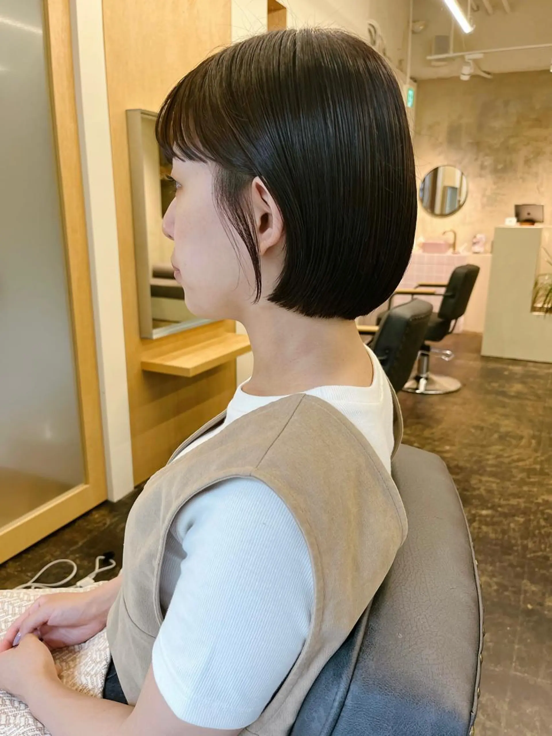 ショート ボブ カット 西山 紗耶香🪽 透明感カラー/ボブのヘアスタイル