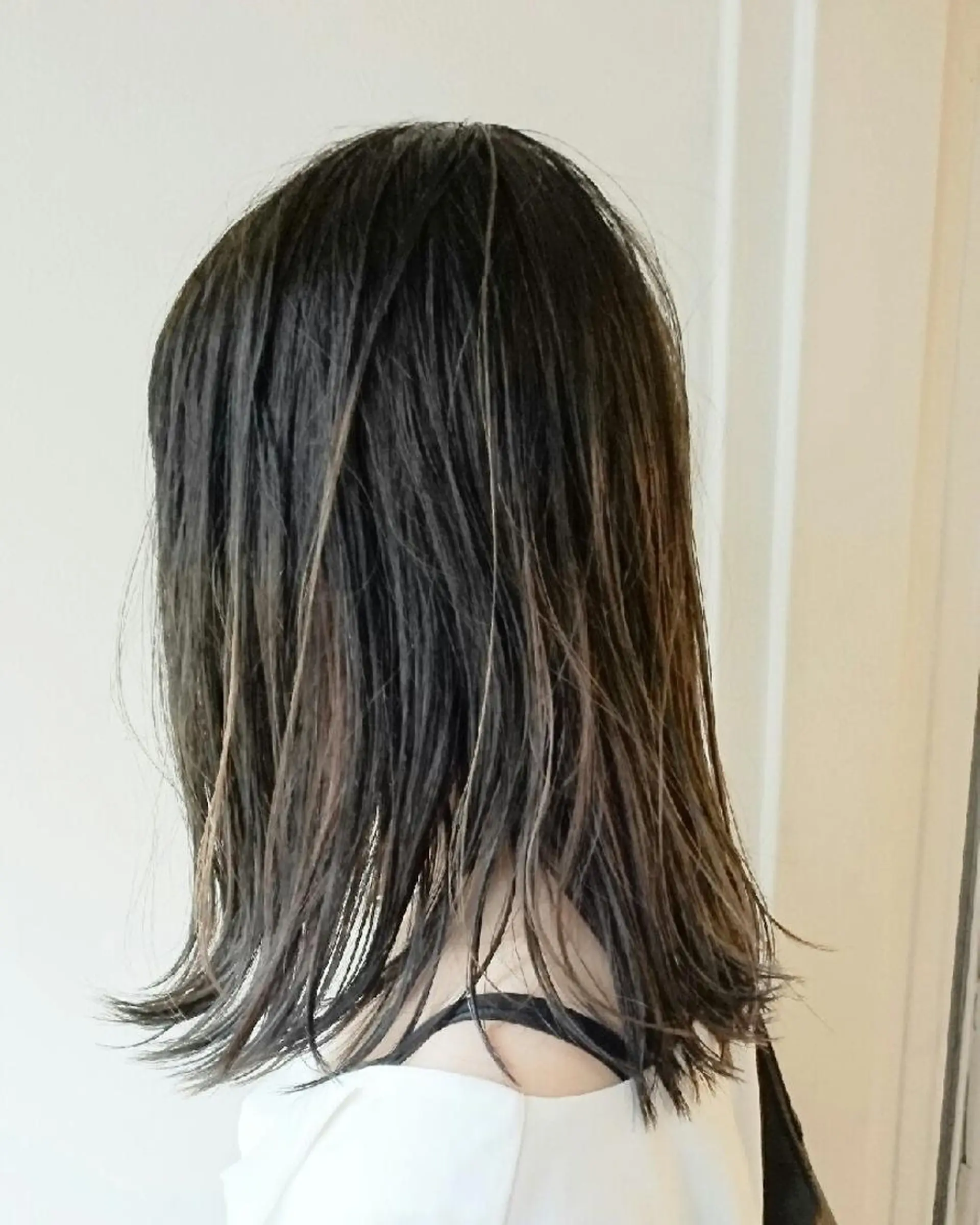 ミディアム カラー ハイライトカラー ハイライト カット ヘアカラー takk design labのヘアスタイル