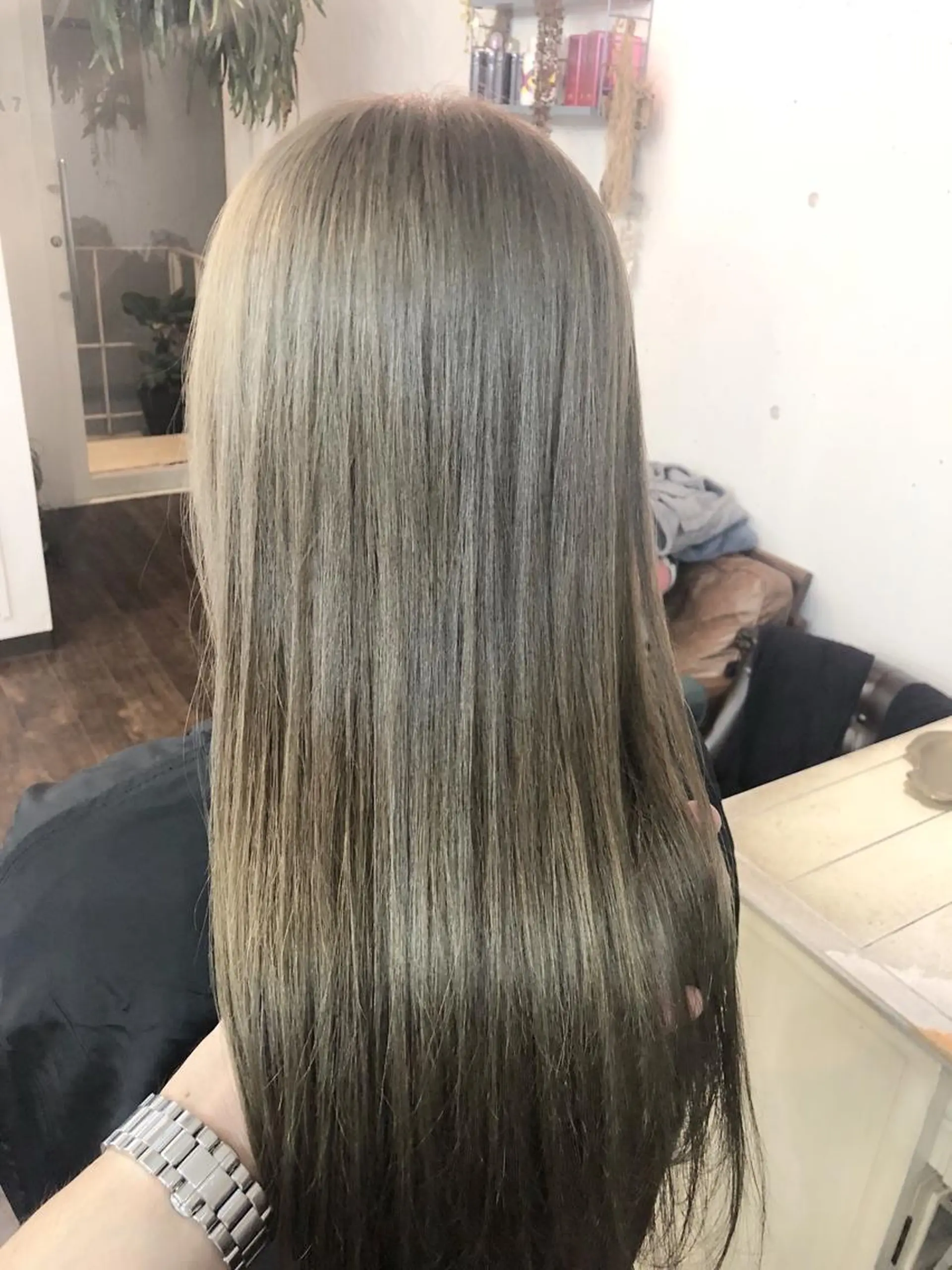 カラー グレージュ イルミナカラー オリーブグレージュ オリーブグレー ヘアカラー トリートメント ヘッドスパ グレージュ/髪質改善 Yamato.hのヘアスタイル