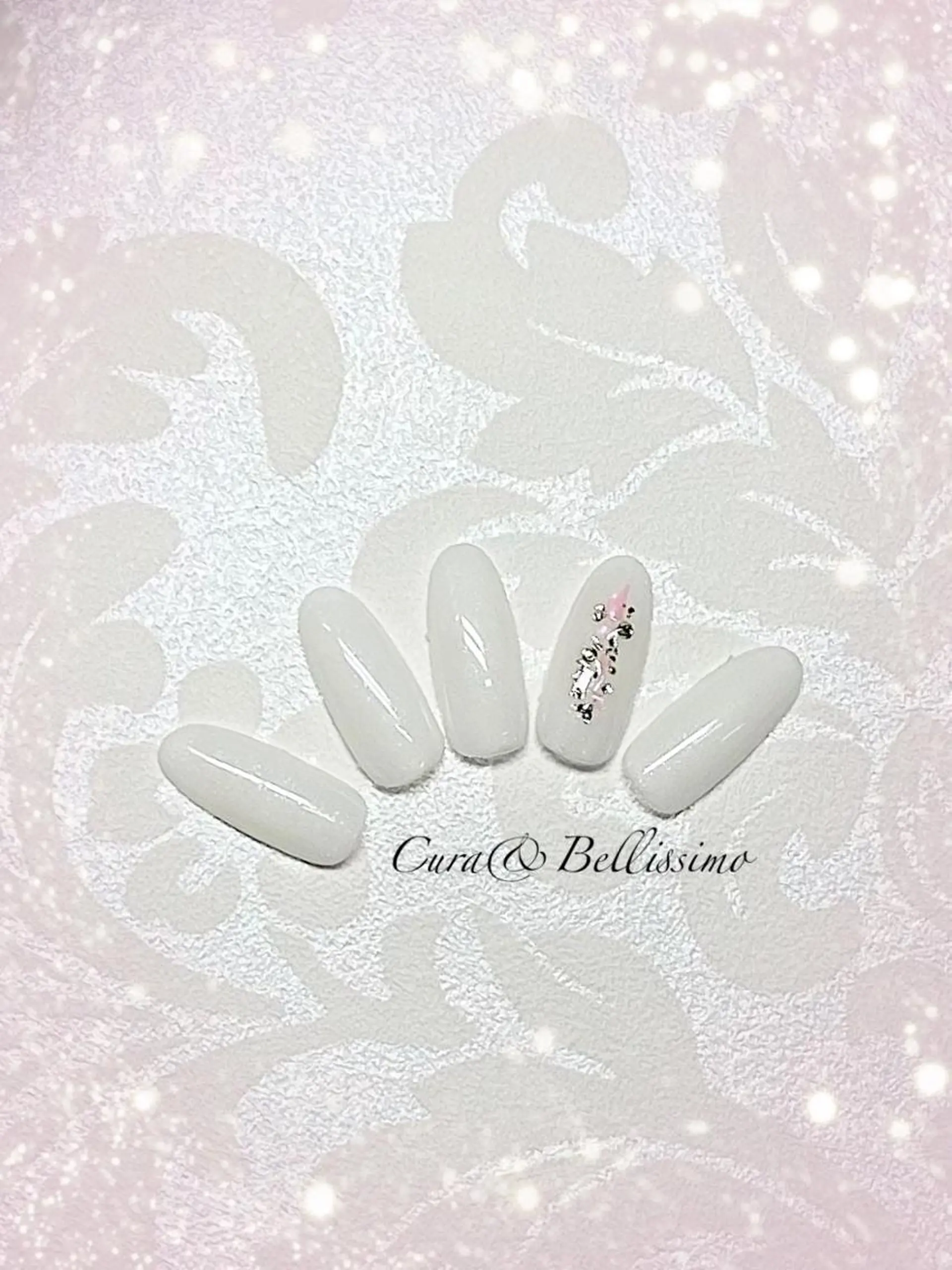 ネイル Cura&Bellissimo クーラ&ベリッシモ所属・クーラアンド ベリッシモのネイルデザイン