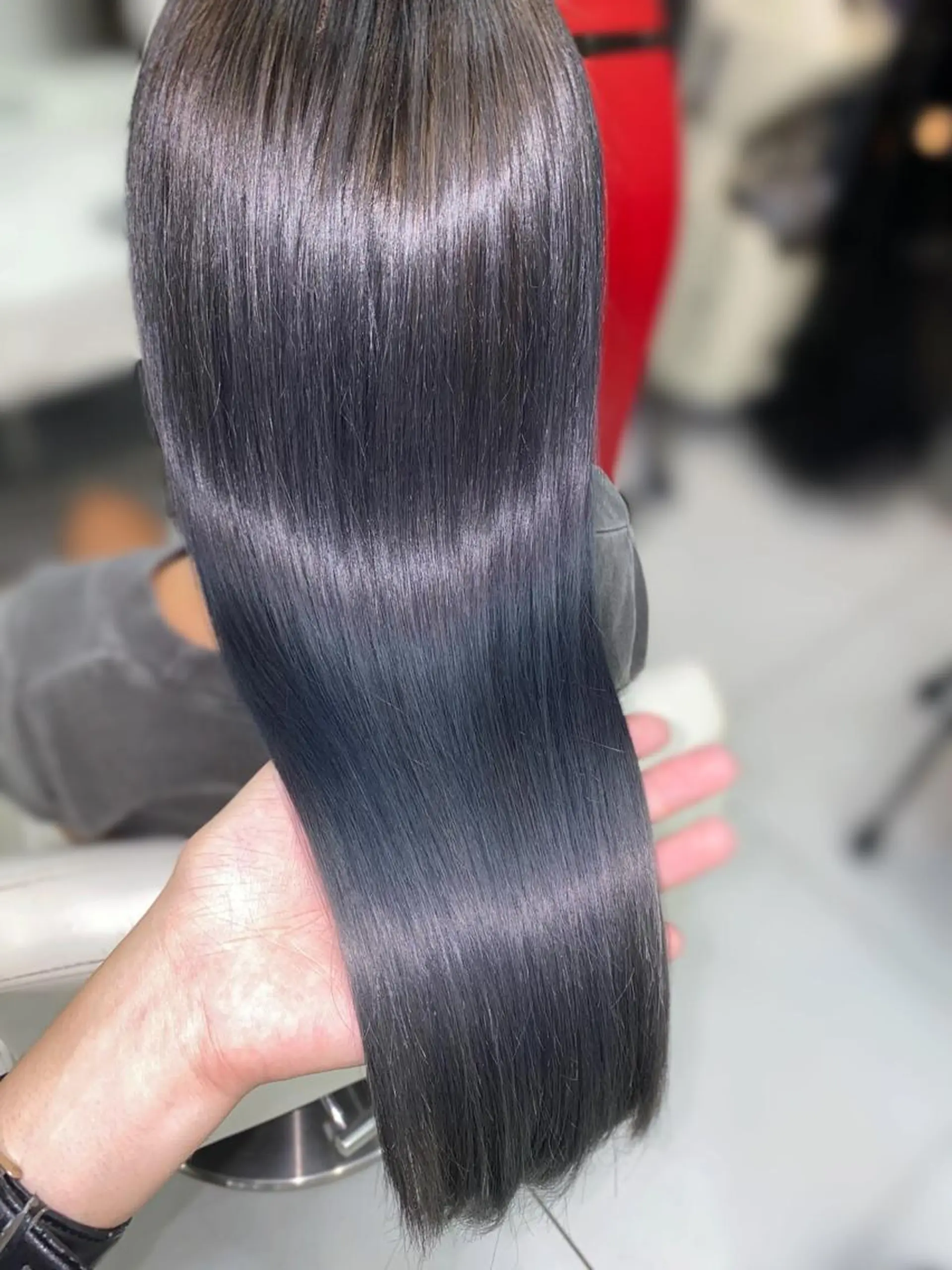 ロング カラー パーマ ヘアアレンジ メンズ ネイル マツエク・マツパ アクアカラー ラベンダーカラー トリートメント 20代半ば上質なへア ケア 髪質改善 大西のヘアスタイル