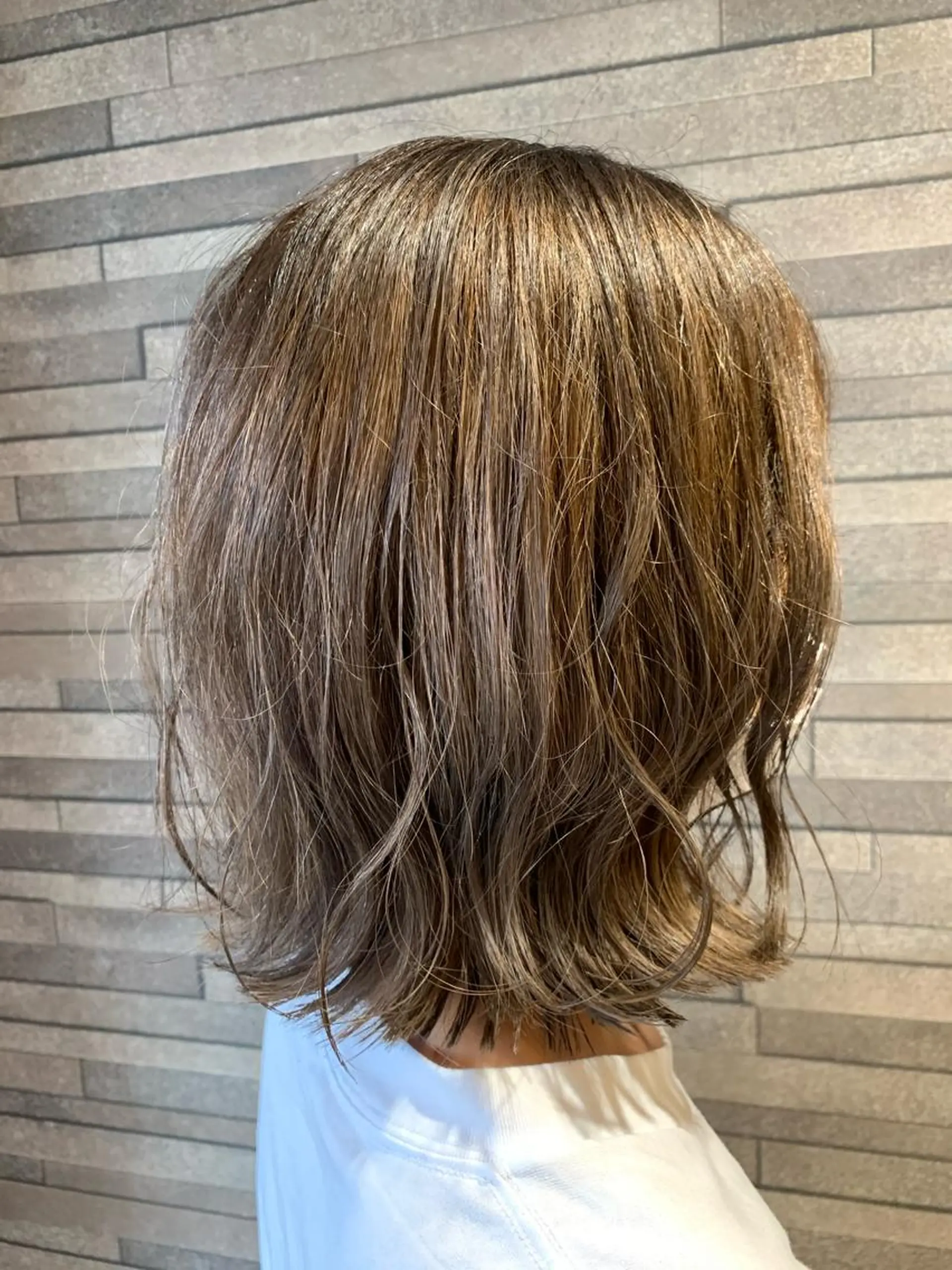 ショート カラー ブリーチ 透明感カラー グレージュ Gain所属・Gain Nanamiのエステ・リラクイメージ