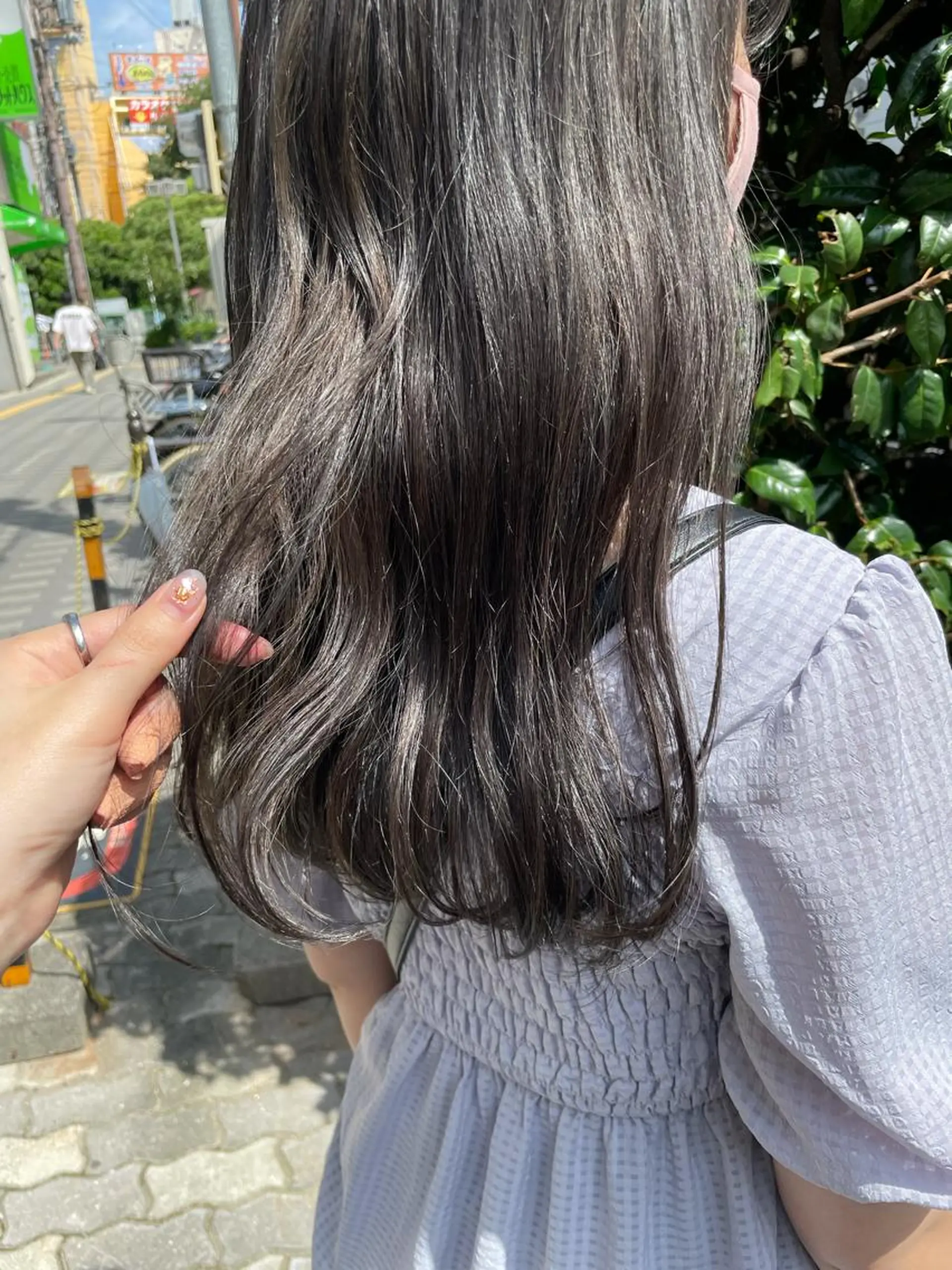 ロング カラー akane .のヘアスタイル