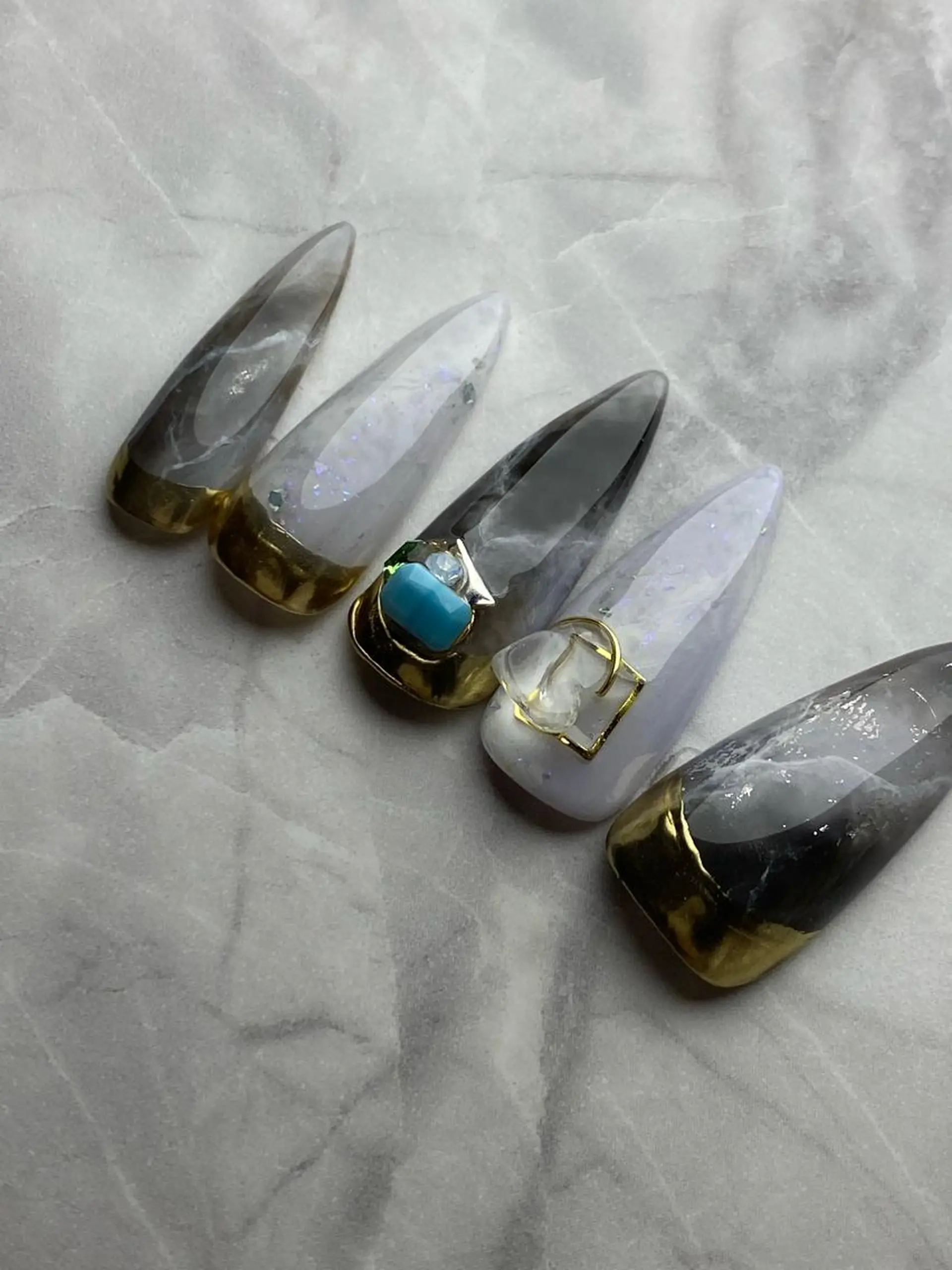 ネイル ハンドネイル akita kazumiのネイルデザイン