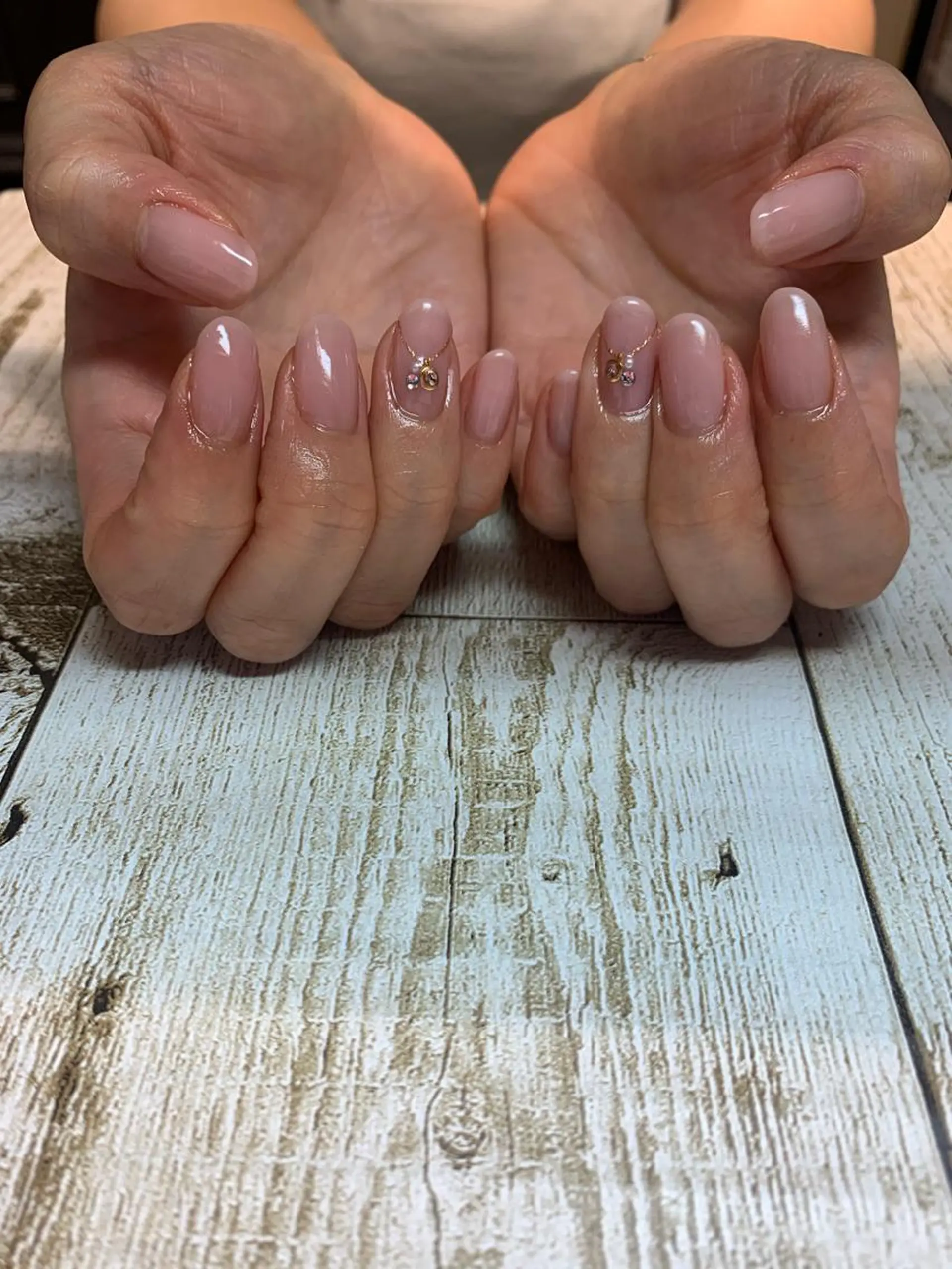 ネイル imymemine所属・渡邊 束紗のネイルデザイン