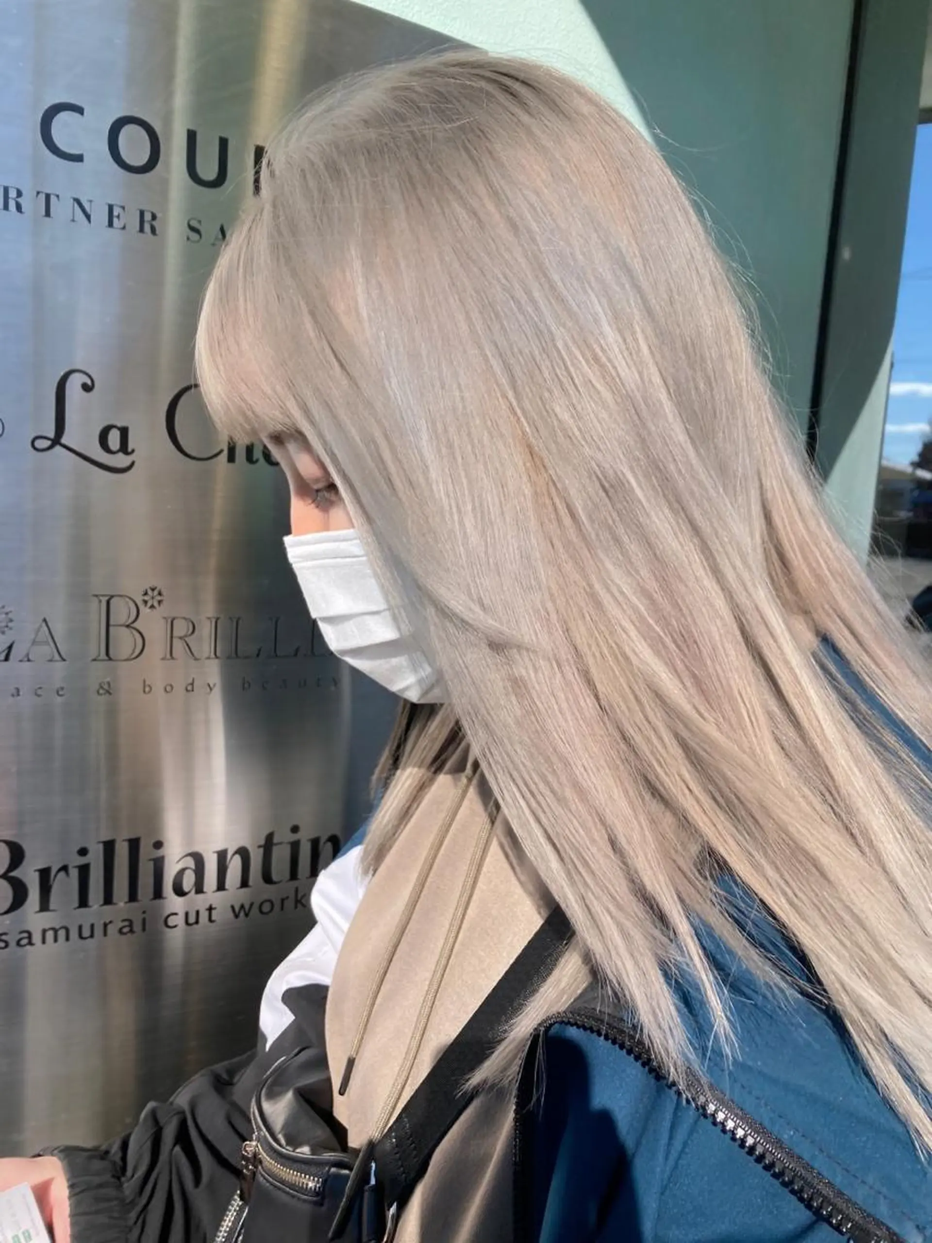 ロング カラー ブリーチ ヘアカラー レイヤーカット ♥kanaのヘアスタイル