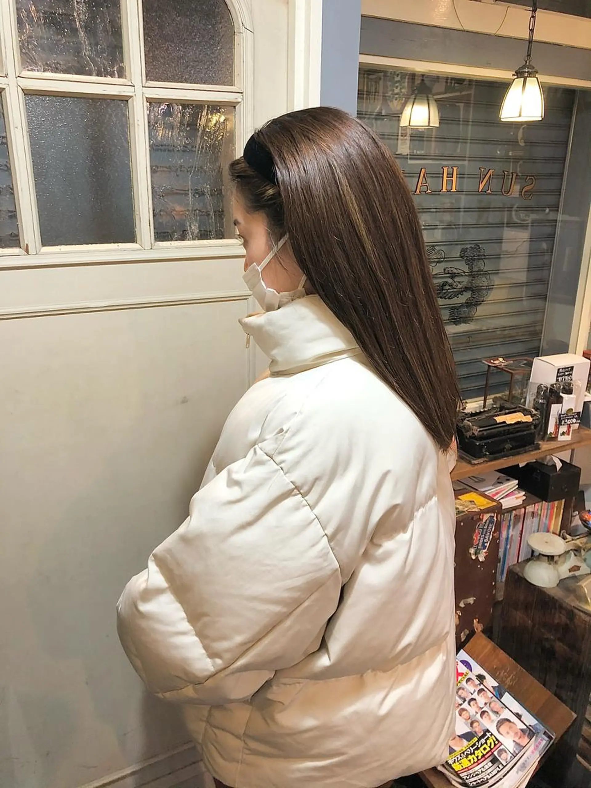 セミロング ヤスザトアヤノ ／レイヤー／オリーブのヘアスタイル