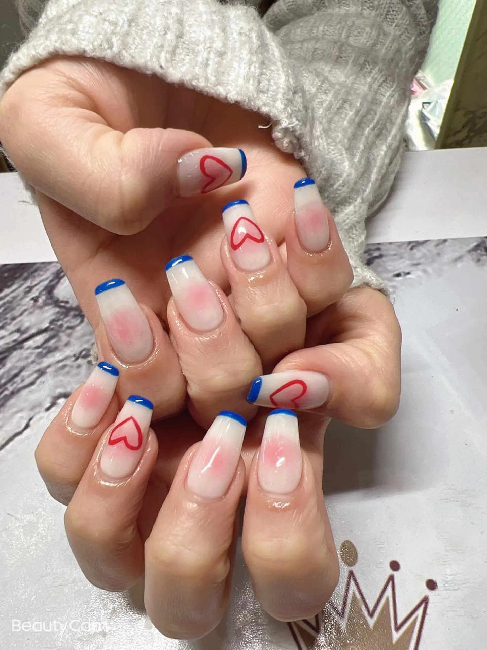 ネイル Guarendo錦糸町店所属・ガレンドウ 白澤 愛子のネイルデザイン