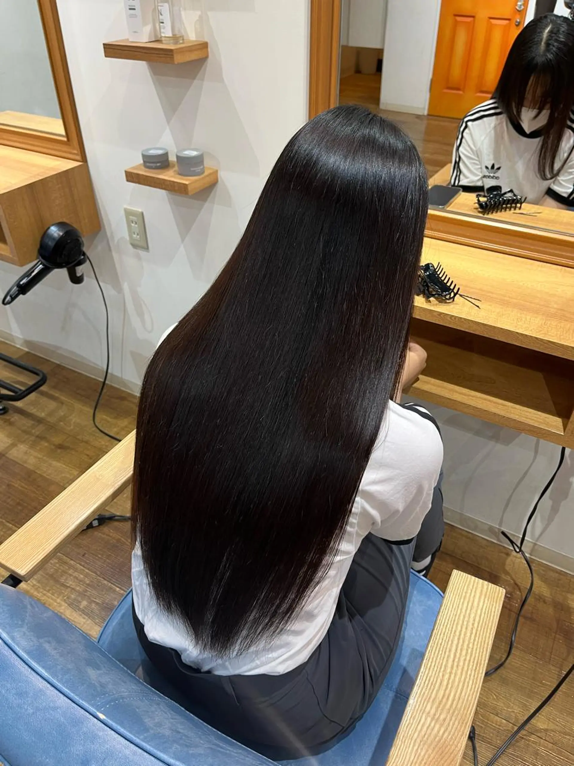 パーマ 冨井 ほのかのヘアスタイル