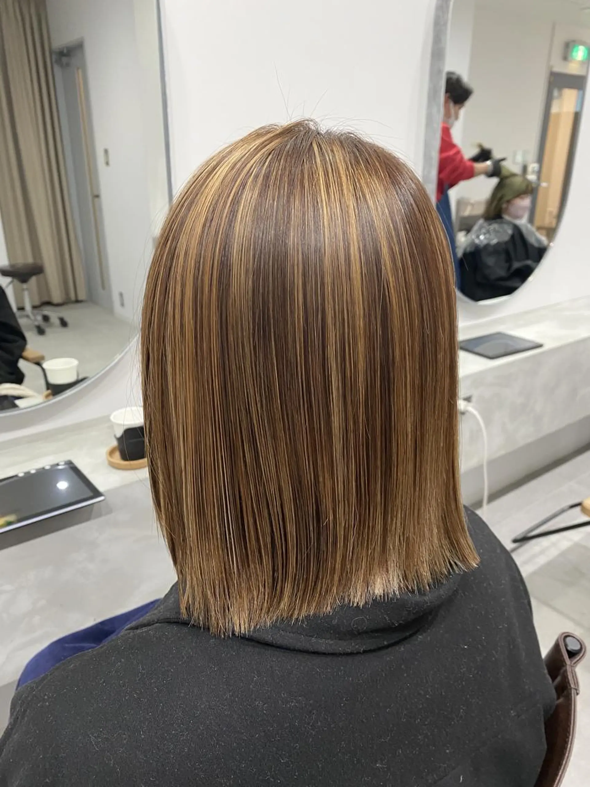 ミディアム 髪質改善 縮毛矯正 トリートメント clan五反田所属・髪質改善、縮毛矯正 店長浅野太郎のヘアスタイル