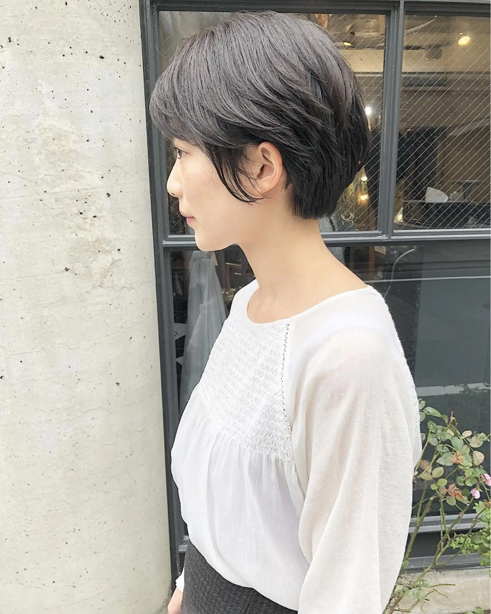 ショート カラー パーマ ヘアアレンジ メンズ キッズ ネイル マツエク・マツパ アッシュ ダークアッシュ ショートヘア ショートネイル 韓国風×透明感カラー 髪質改善オタベシンヤのヘアスタイル