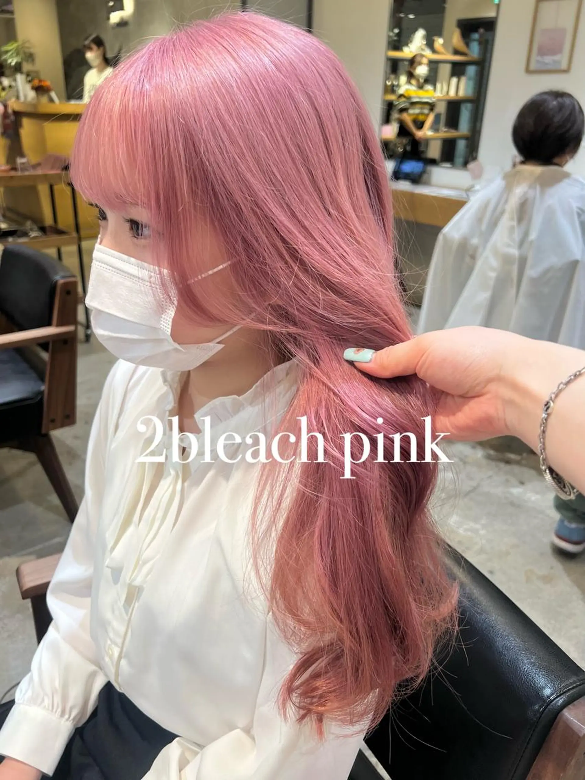 ロング カラー Kana 🍋 ハイトーン【高円寺】のヘアスタイル