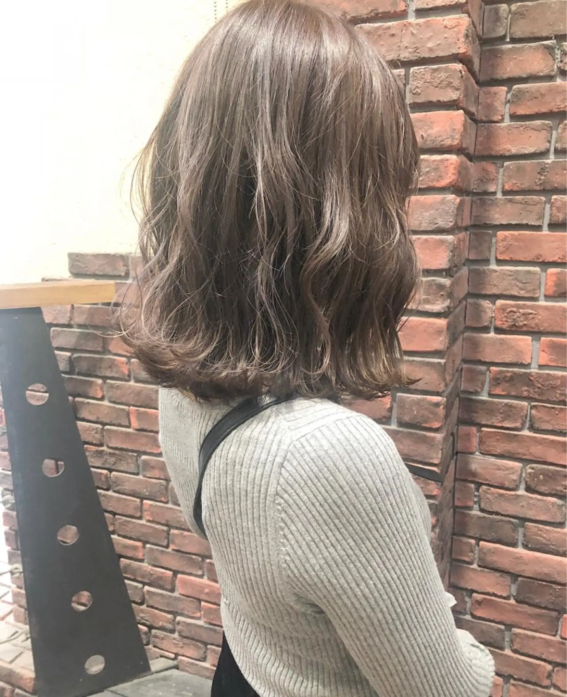 ミディアム カラー nakahara madokaのヘアスタイル