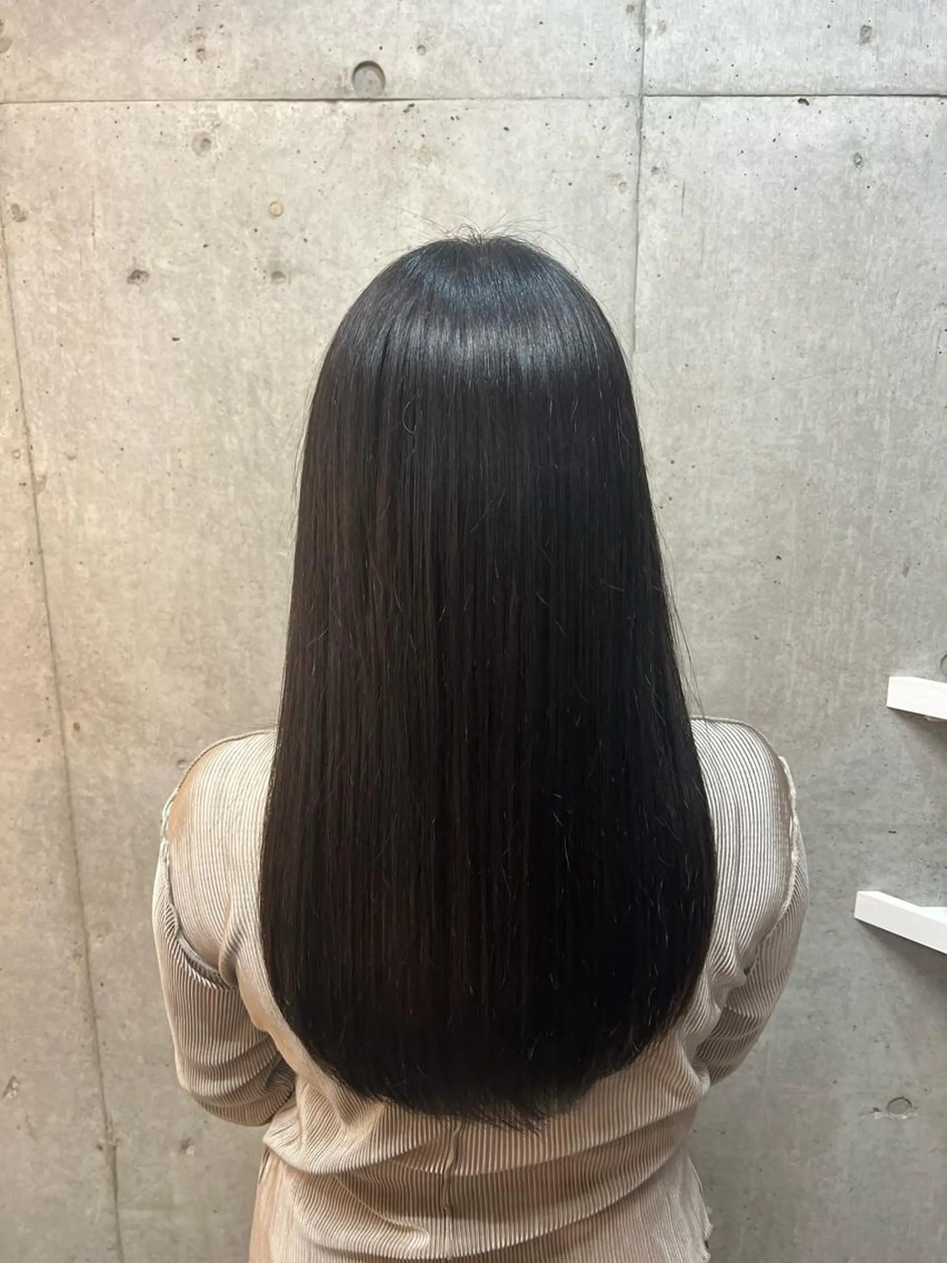 ロング トリートメント カット ヘアカラー トリートメント youres hair神楽坂店所属・青木 啓輔のヘアスタイル