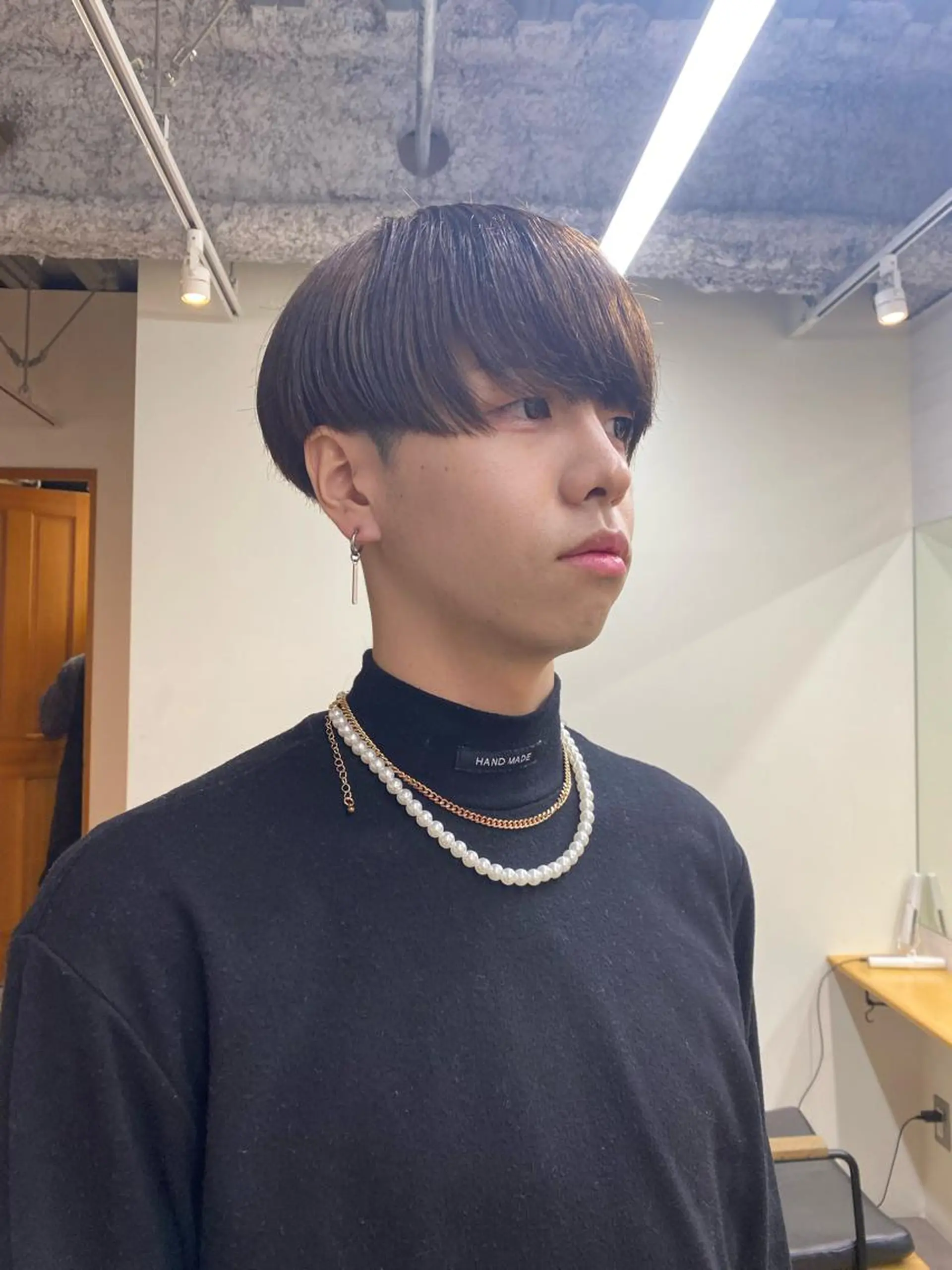 カラー メンズ マッシュ カット ヘアカラー シャドウパーマ/ 波巻パーマYu-Kiのヘアスタイル