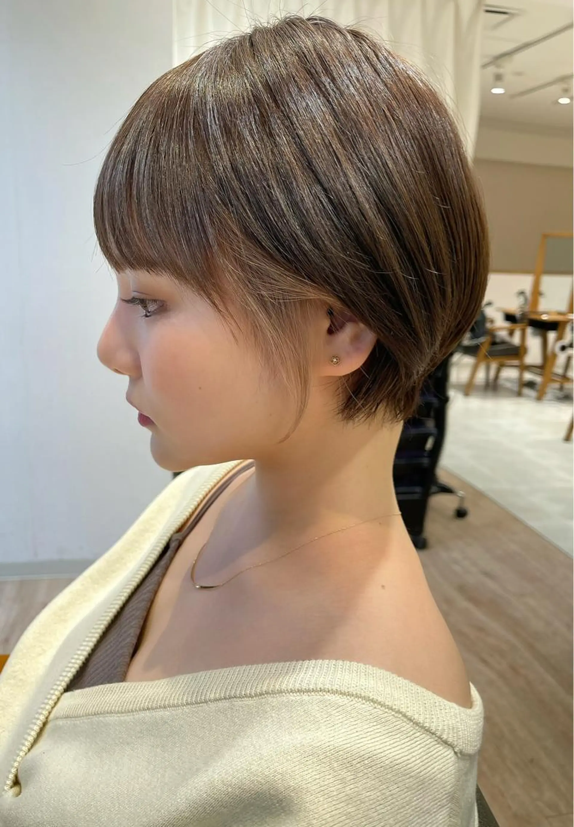 ショート カラー 🌟イメチェン美容師 🌟清水 大輝のヘアスタイル