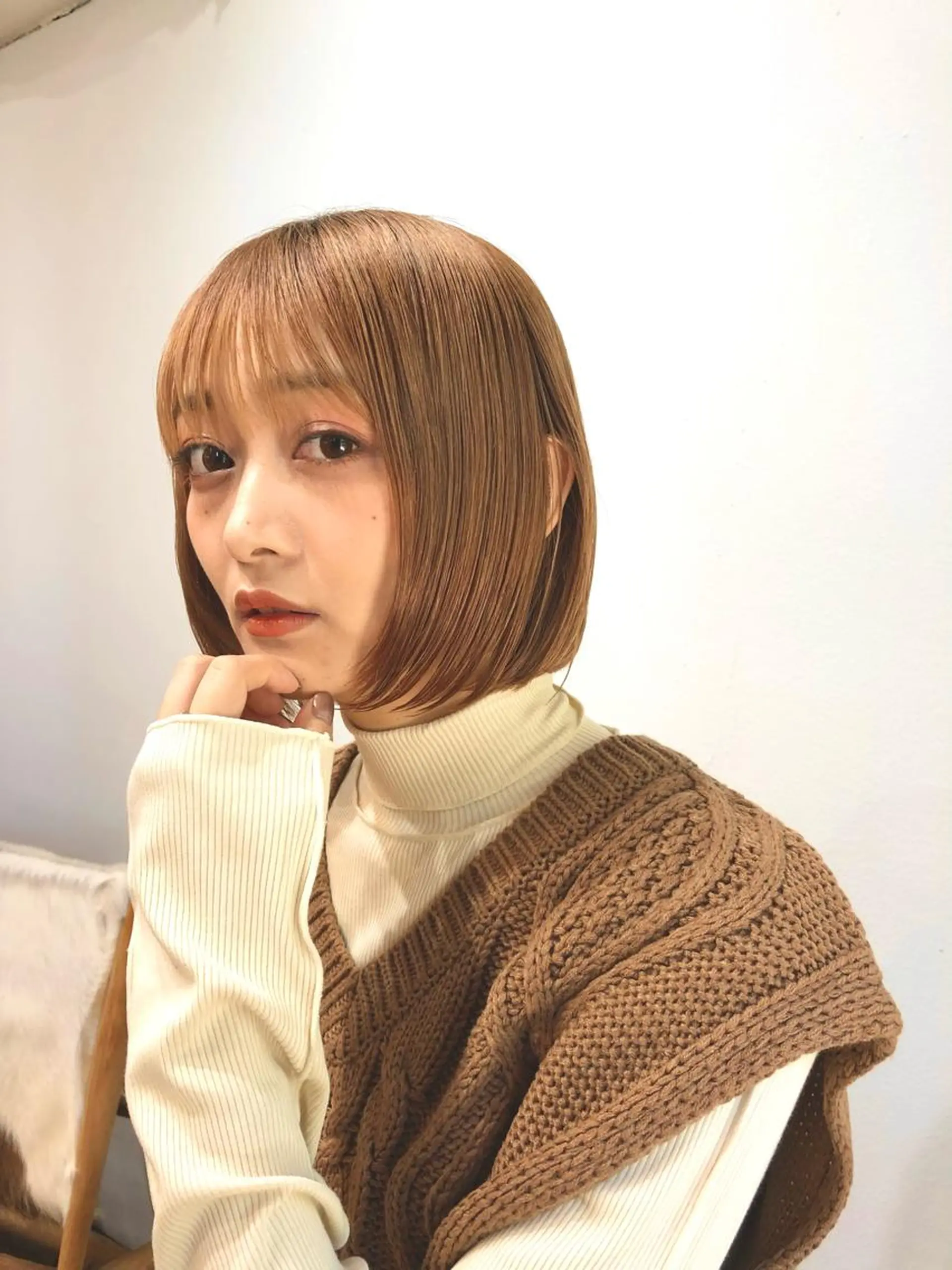 ショート カラー ヘアカラー ⭐ハイトーンブリーチ ミルクティーピンクのヘアスタイル