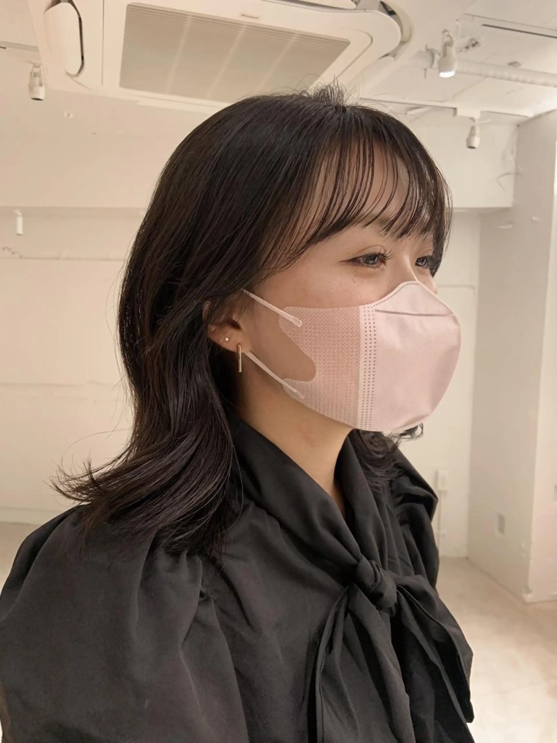 ミディアム カラー グレージュ オリーブグレージュ オリーブグレー UNU【ユヌ】所属・＊UNU＊ RICOのヘアスタイル