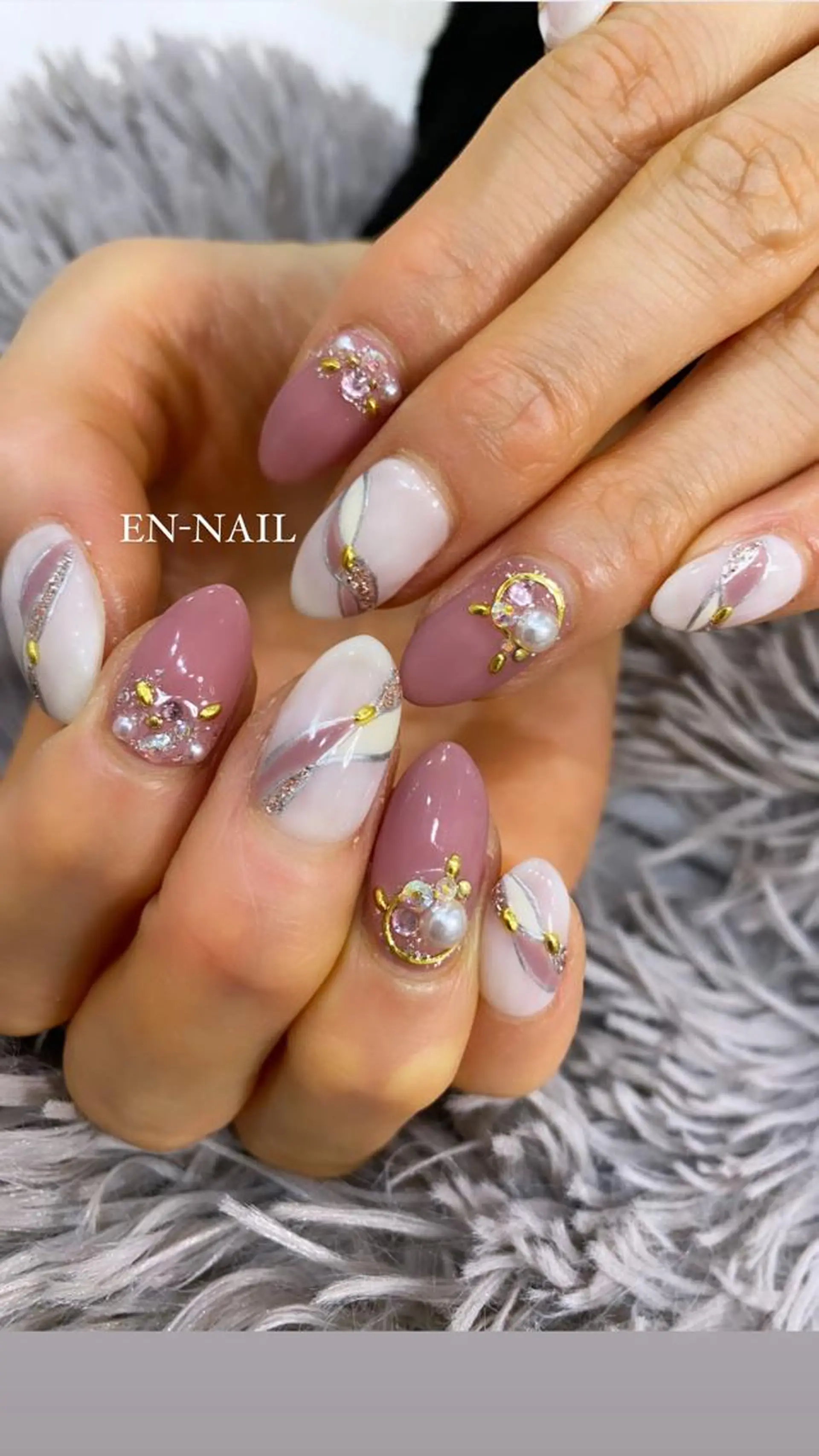 ネイル ＥＮＮＡＩＬ野中本店所属・EN_NAIL 野中本店Ayakaのネイルデザイン