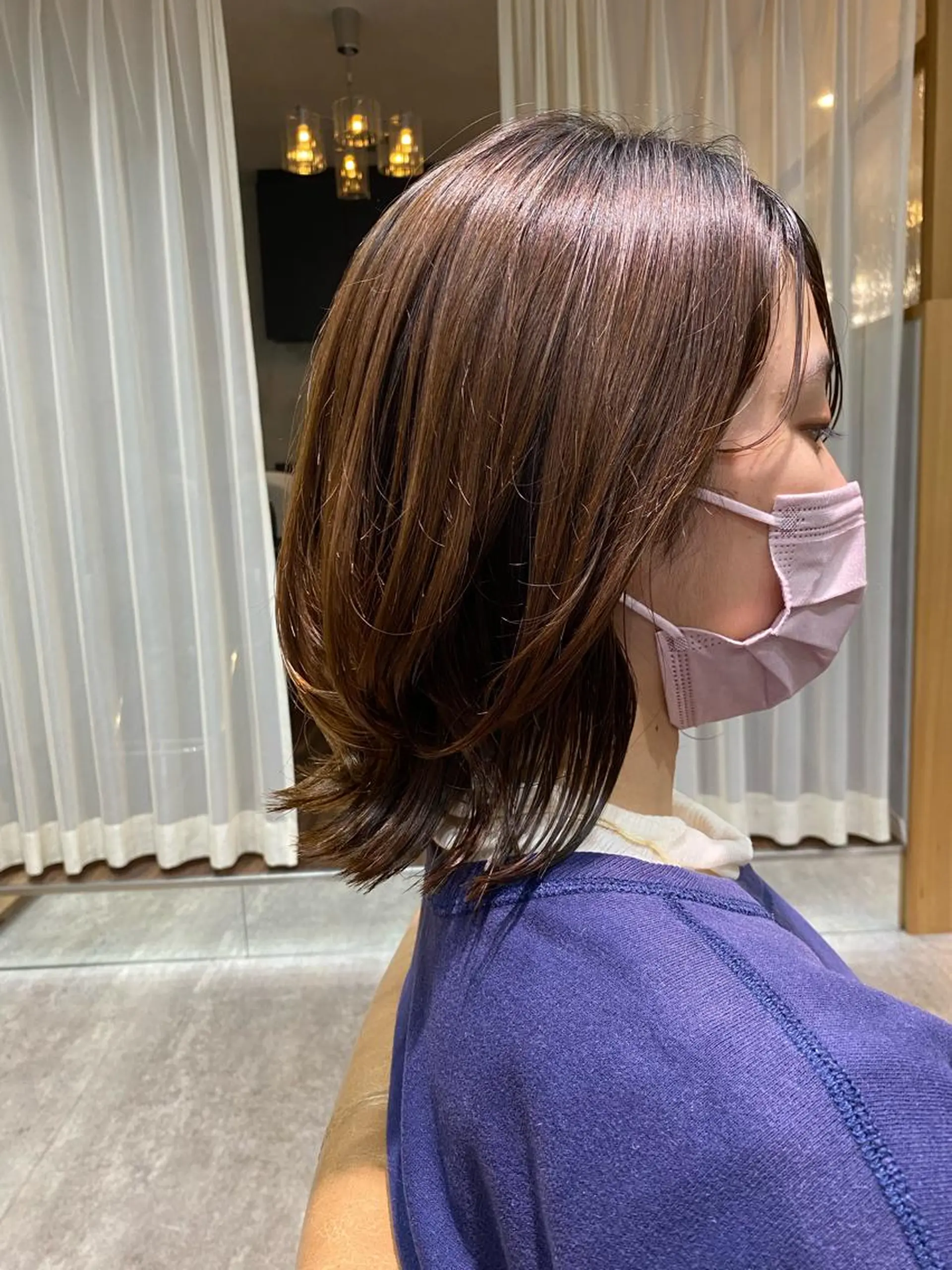 ミディアム ボブ くびれヘア レイヤーカット 外ハネヘア 大久保 優香のヘアスタイル