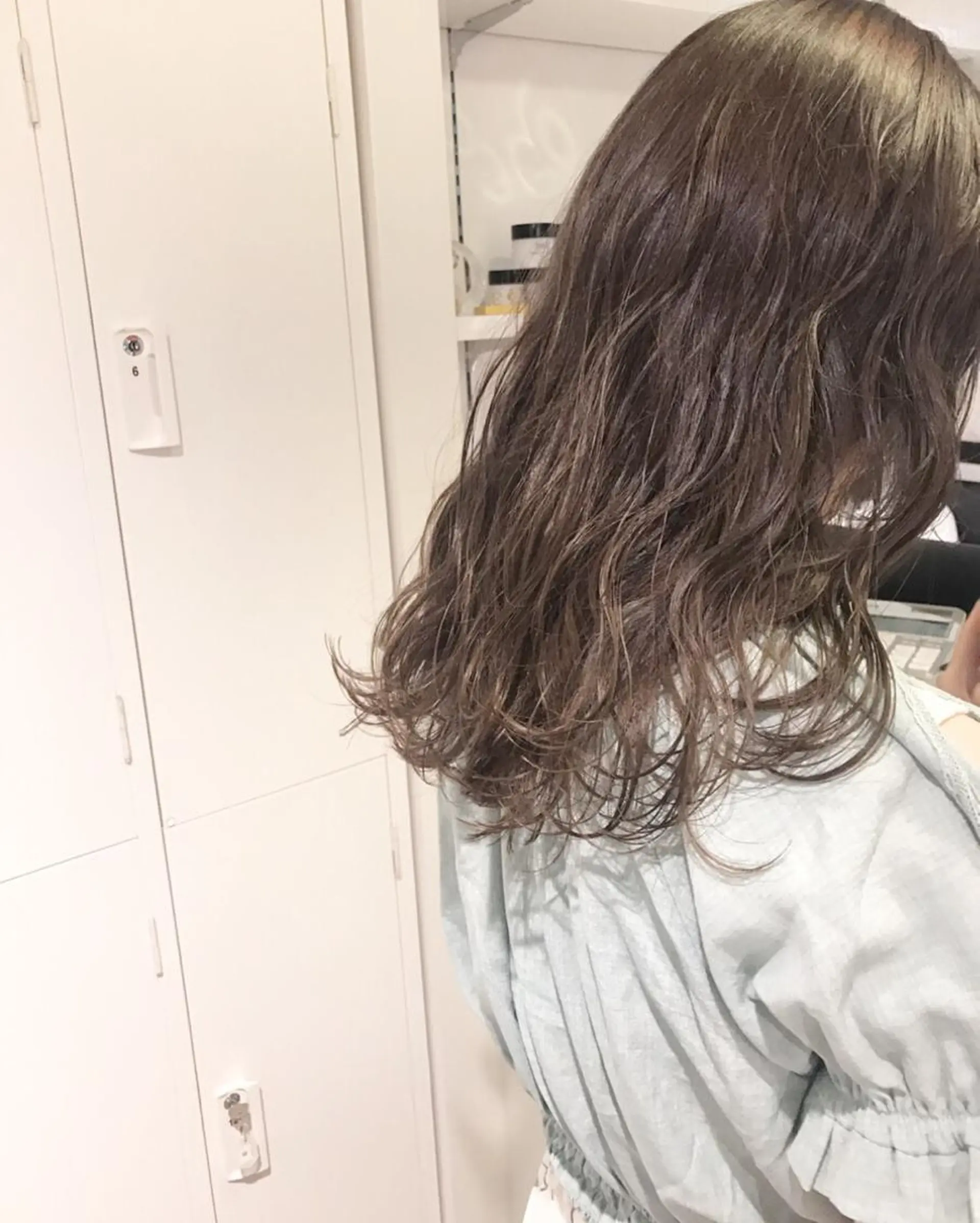 セミロング カラー ヘアアレンジ ベージュカラー グラデーションカラー ハイライトカラー モカベージュ ハイライト 韓国/髪質改善💘 櫻井かれんのヘアスタイル