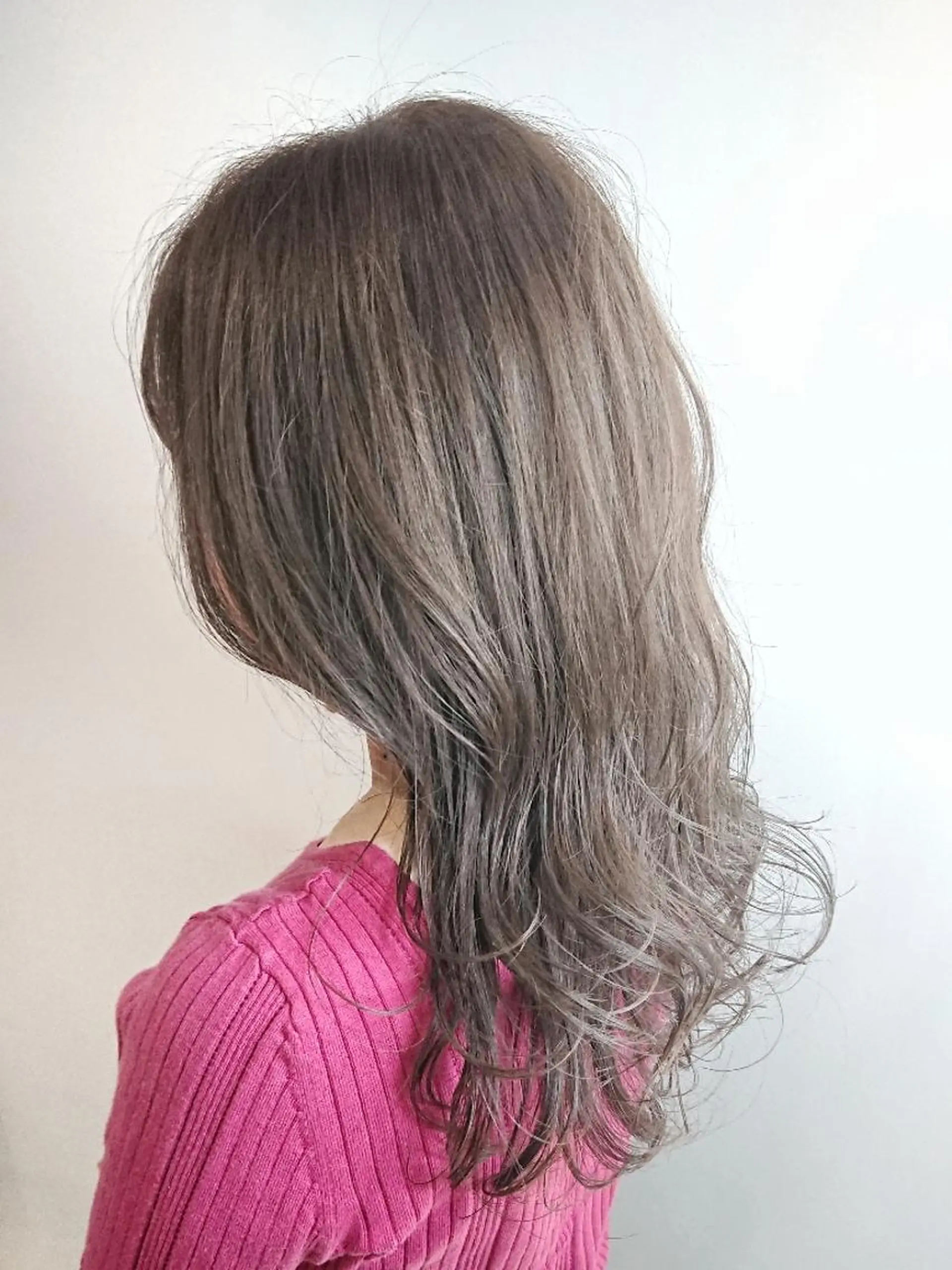 セミロング カラー イルミナカラー カット ヘアカラー ✨ブリーチなし透明感 カラー✨ゆりかのヘアスタイル